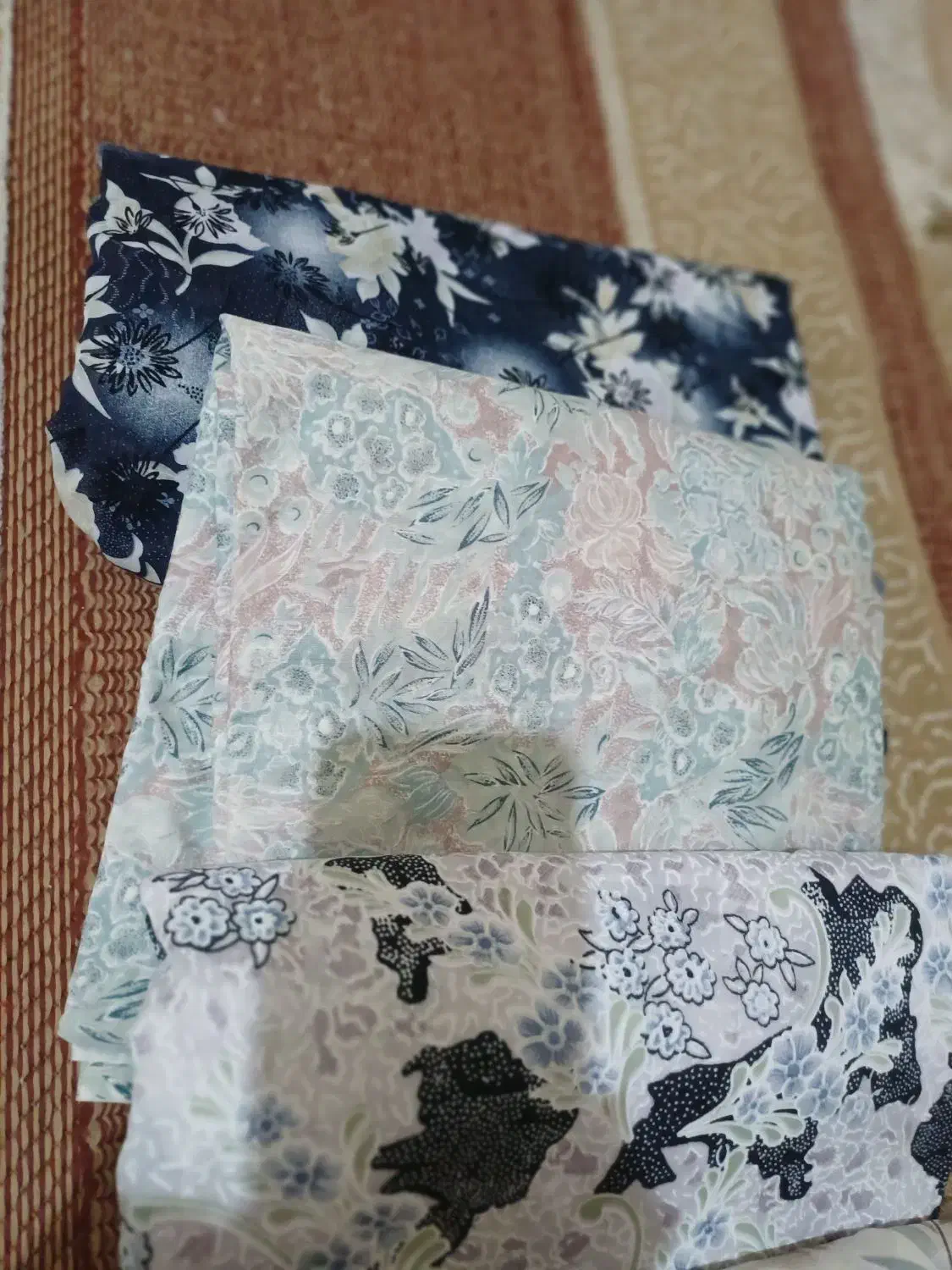 چادررنگی|لباس|کاشان, ولیعصر|دیوار