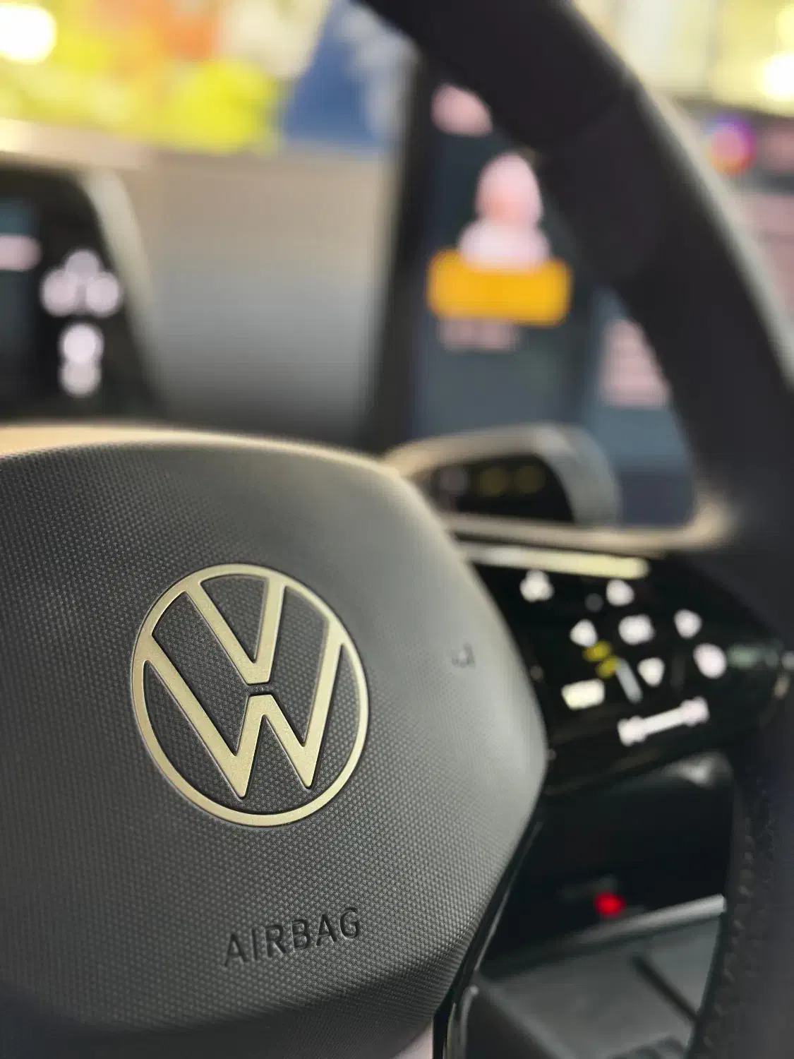 خودرو iD Unyx رنگ زغالی تجارت خودرو خسروانی|خودرو سواری و وانت|تهران, آجودانیه|دیوار