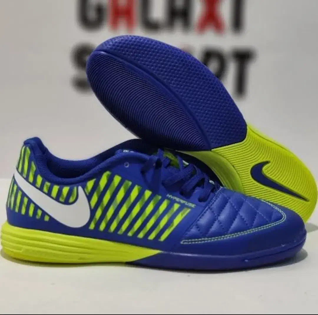 کفش فوتسال|کیف، کفش، کمربند|قیدار, |دیوار