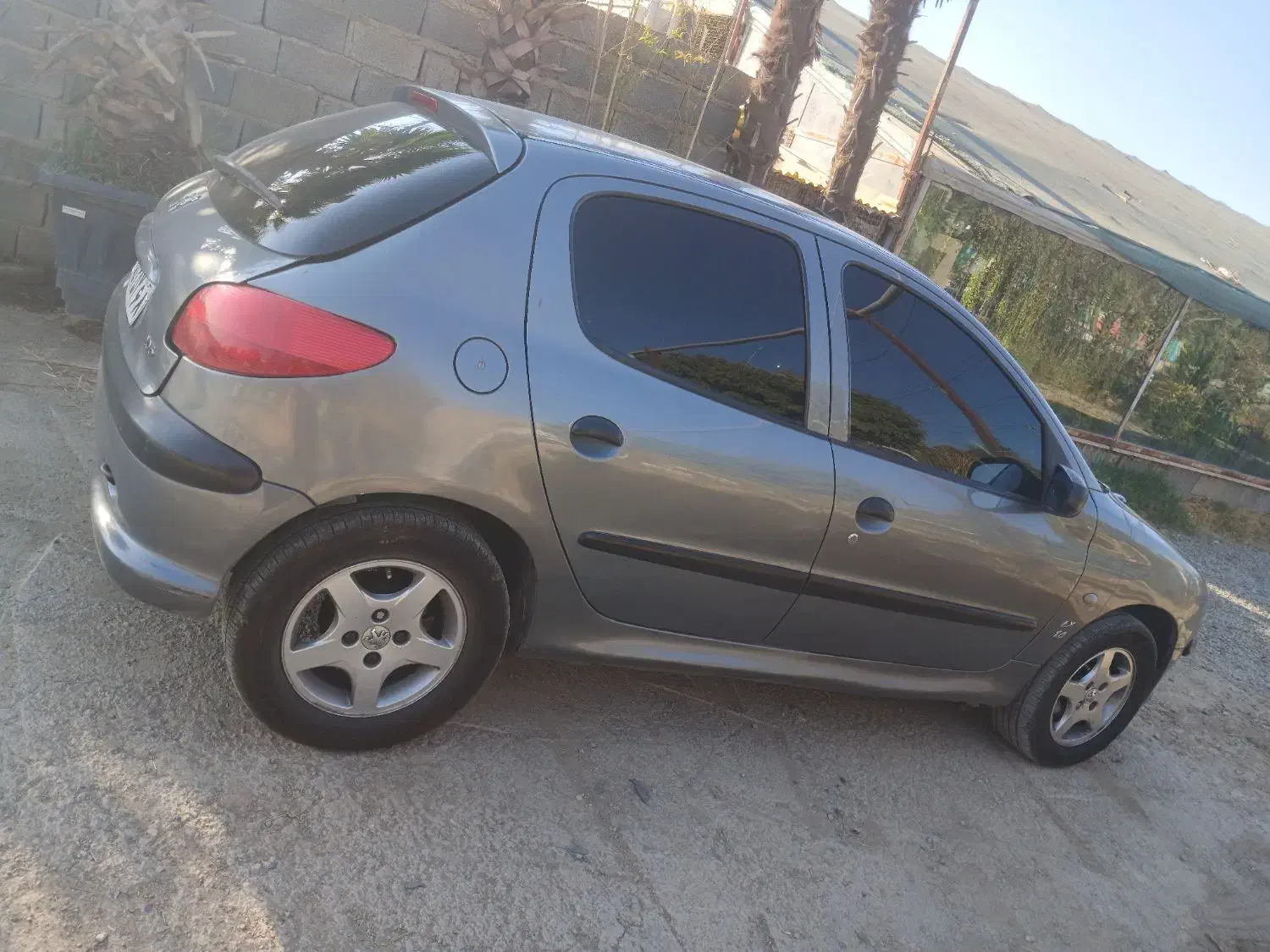 ۲۰۶ مدل۸۶ سلامت|خودرو سواری و وانت|چهارباغ, |دیوار