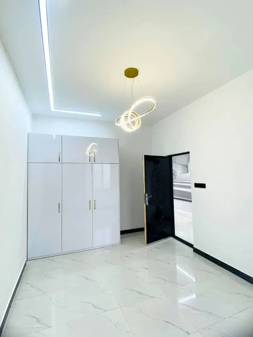 ویلامدرن با روفگاردن /سند و مجوز /تهرانی نشین|فروش خانه و ویلا|امامزاده عبدالله, |دیوار