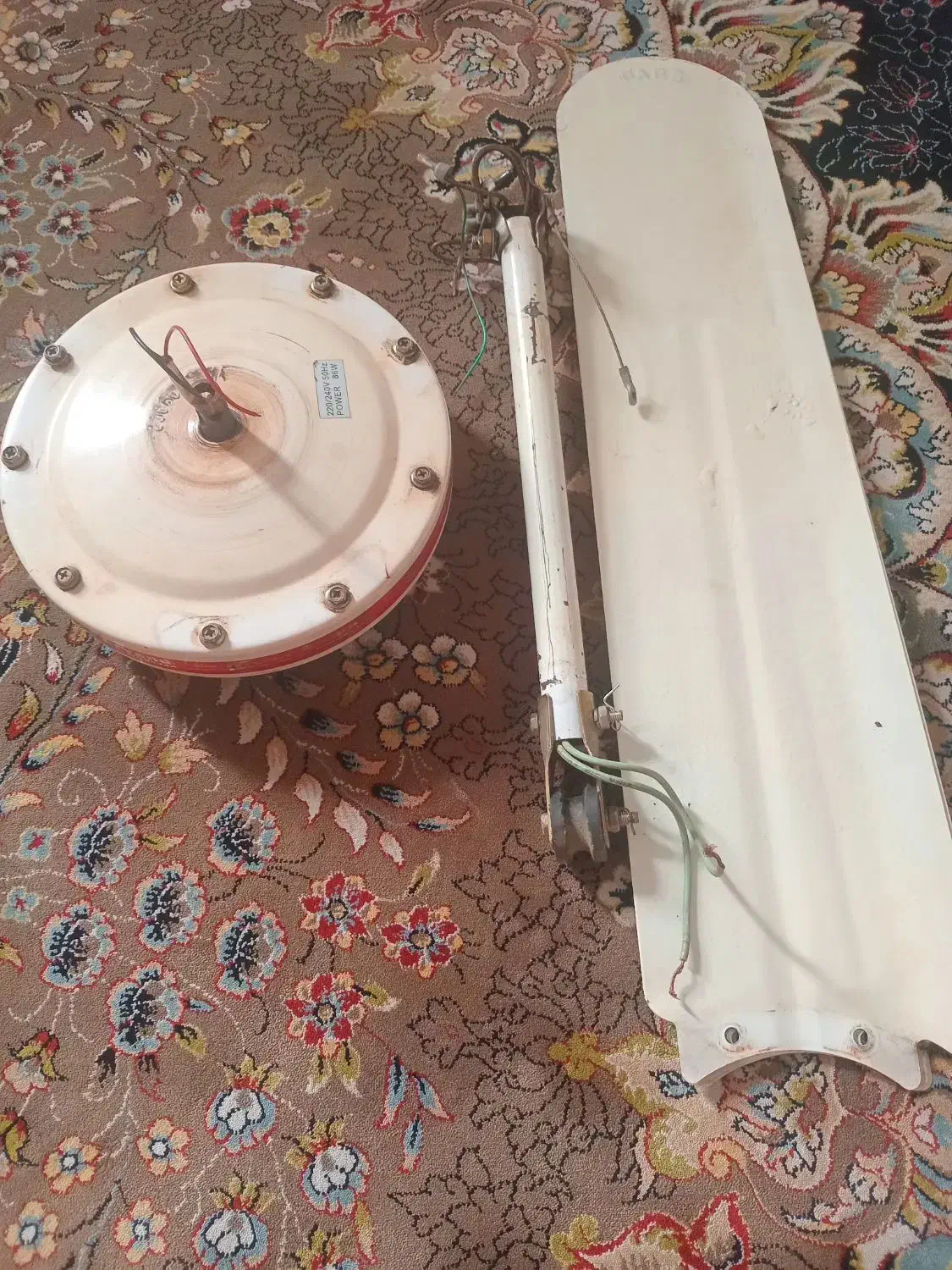 پنکه سقفی|پنکه و تصفیهکنندهٔ هوا|مسجد سلیمان, |دیوار