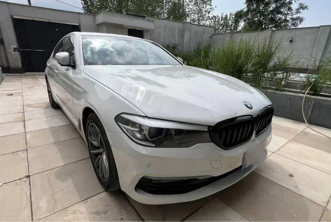 bmw 520 2018|خودرو سواری و وانت|رشت, پستک|دیوار