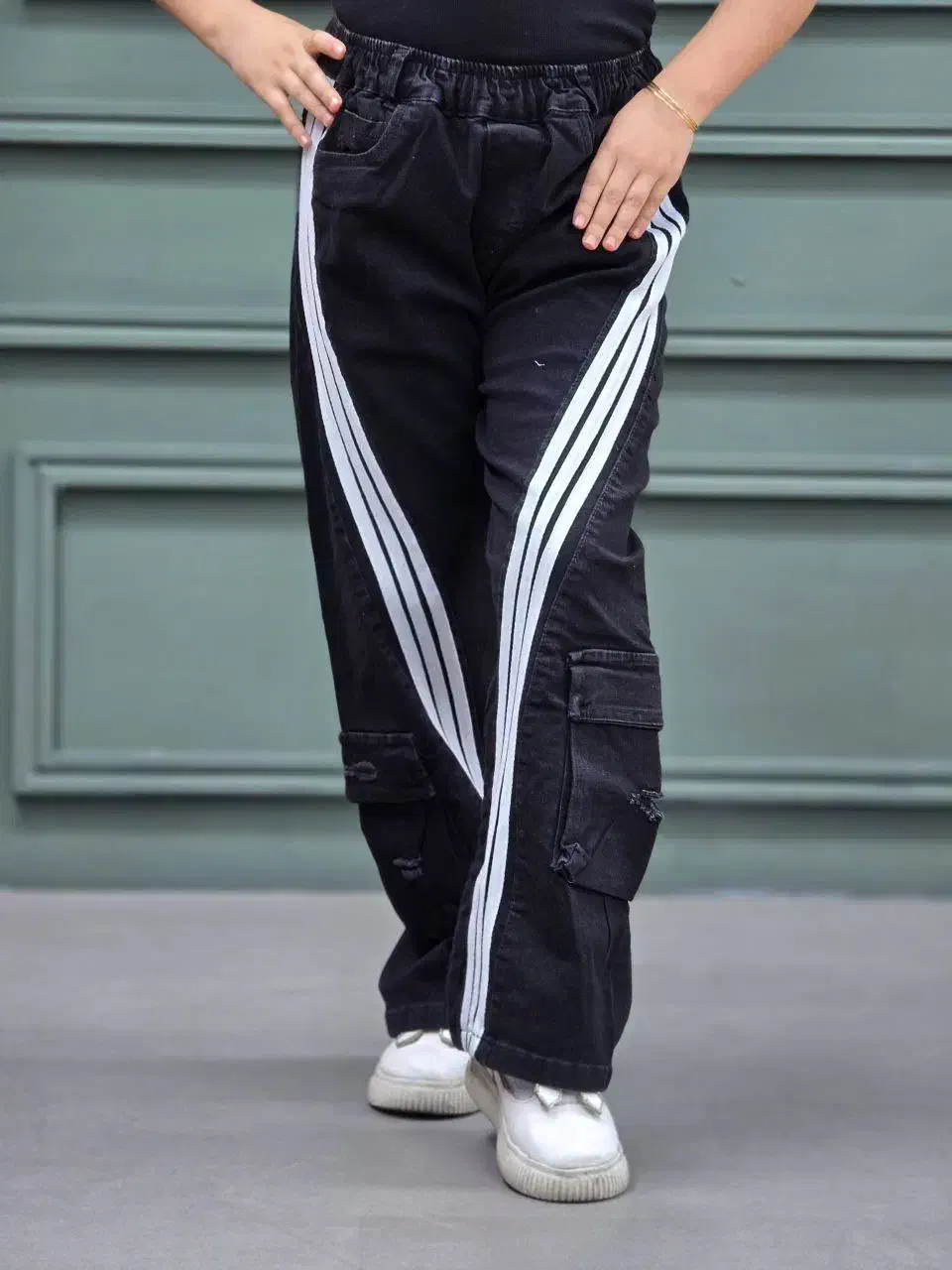 شلوار لی بچگانه جلو خط دار|کفش و لباس بچه|اسلام‌شهر, شهرک قائمیه|دیوار