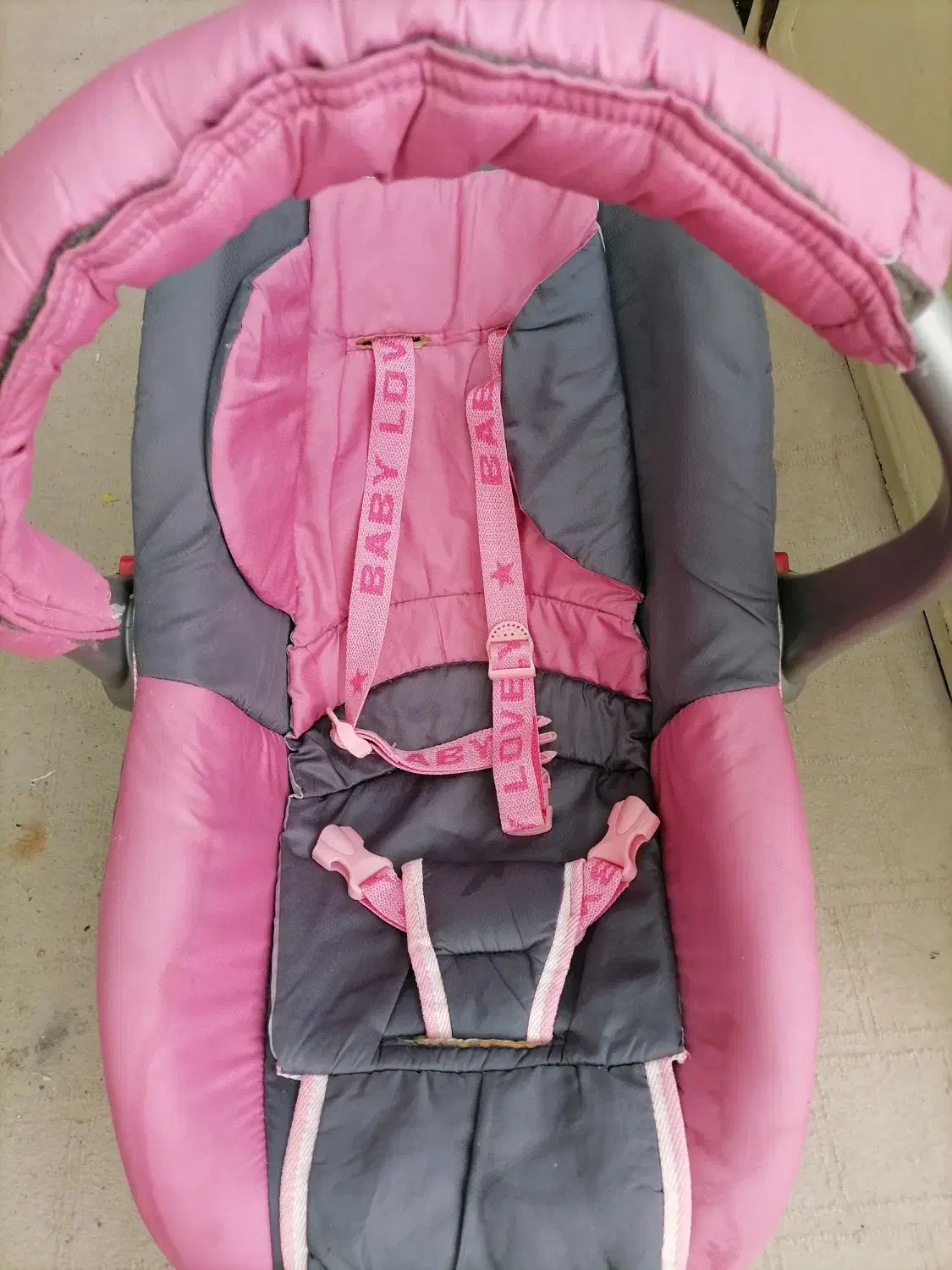 وسایل بچه|اسباب و اثاث بچه|نجفآباد, فرخی|دیوار