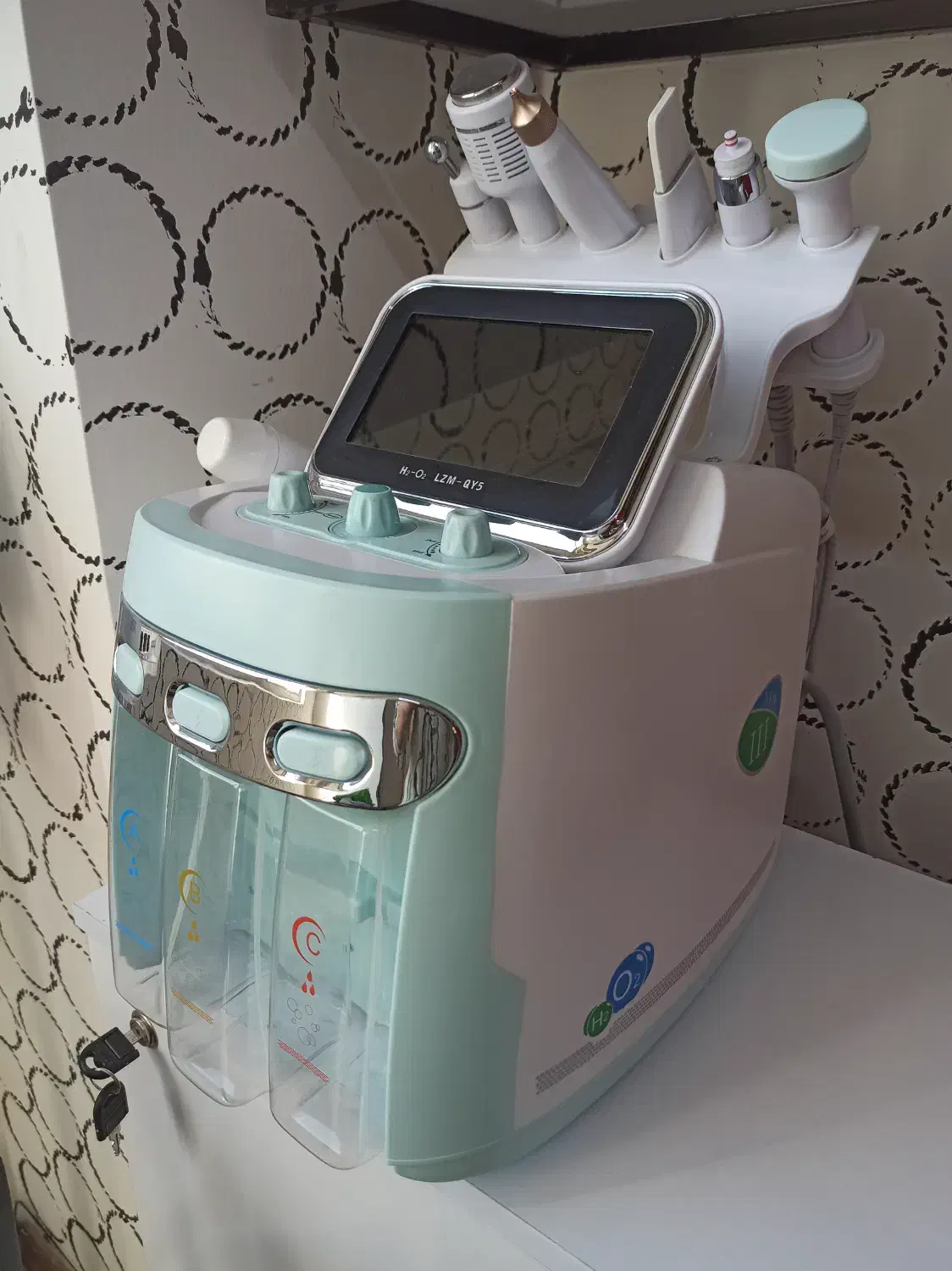 هیدروفشیال ۷کاره نیوفیس با تونل بخار|آرایشی، بهداشتی، درمانی|سنقر, |دیوار