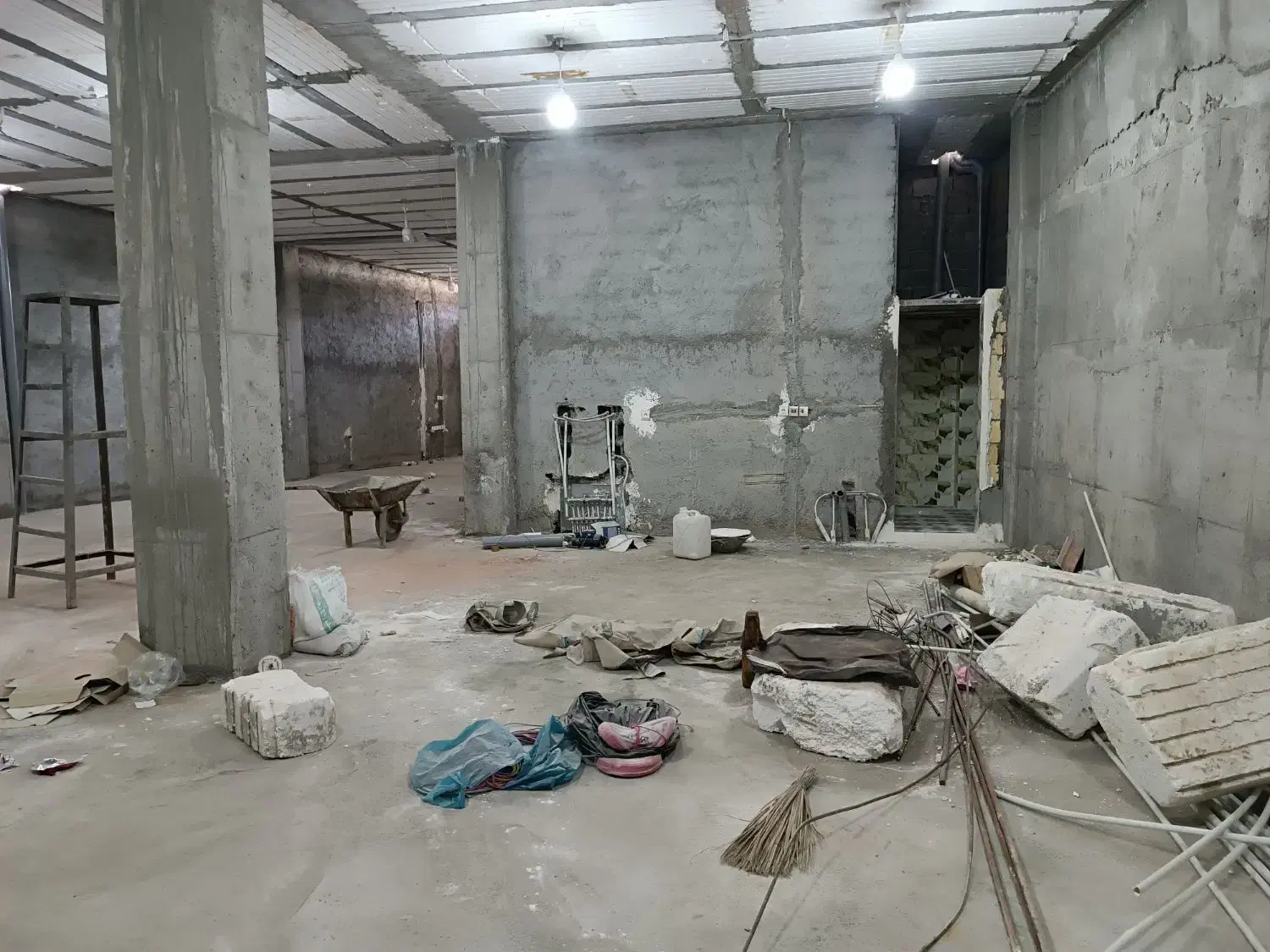 اجاره مغازه چند منظوره|اجارهٔ مغازه و غرفه|زاهدان, |دیوار