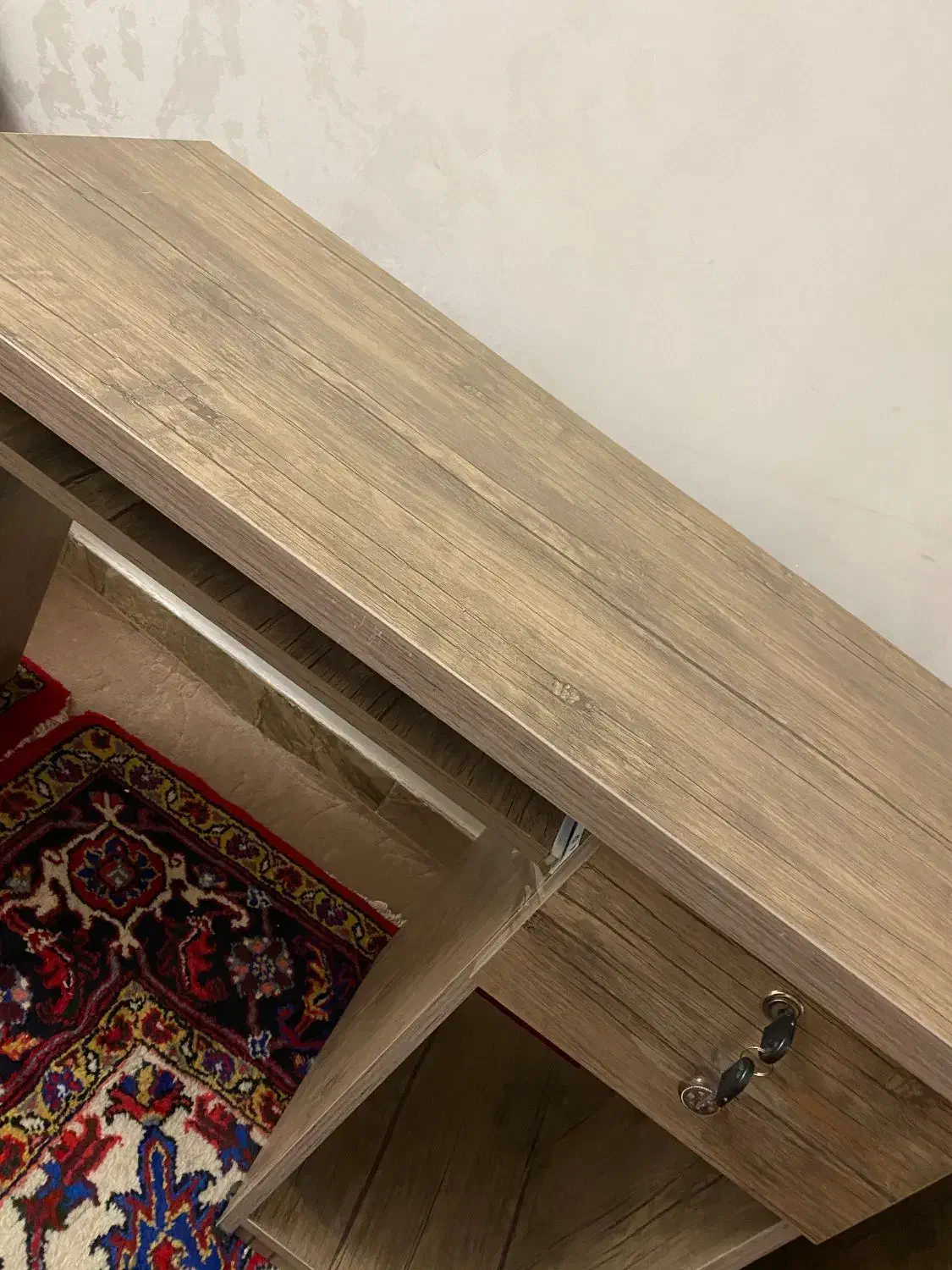 میز تحریر وکامپیوتر|میز تحریر و کامپیوتر|تبریز, |دیوار