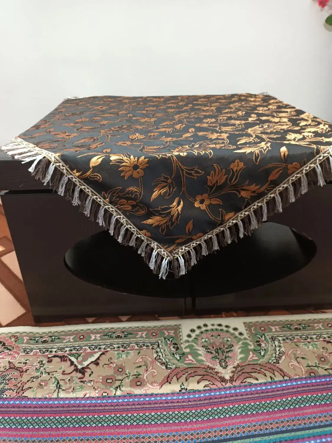 گل میز|مبلمان خانگی و میز عسلی|شیراز, فرگاز|دیوار