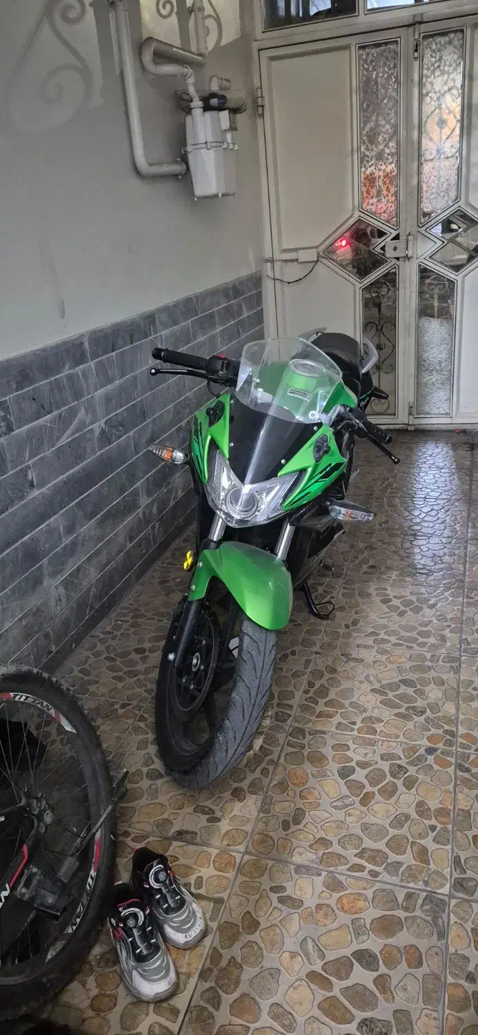 مگلی ۲۰۰ R|موتورسیکلت|لوشان, |دیوار