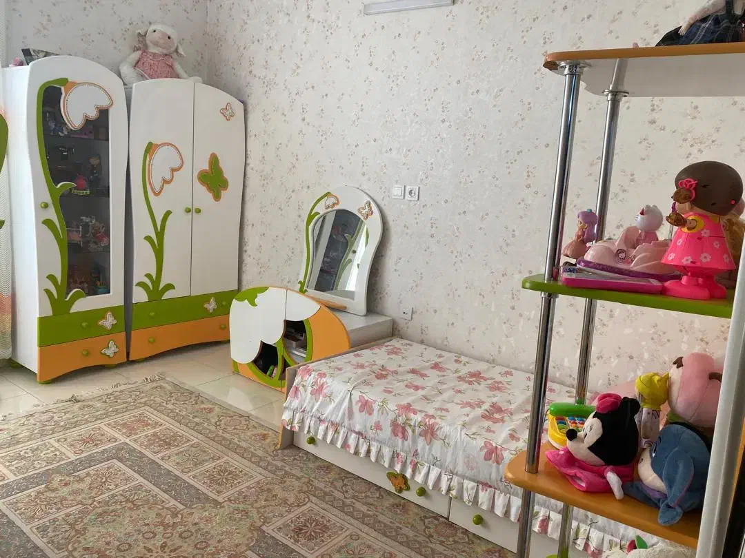 سرویس خواب دو حالته چوبی نوزاد-نوجوان|تخت و سرویس خواب|تهران, ستارخان|دیوار