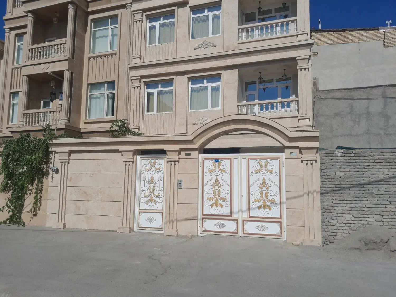 جوشکاری رابیس|خدمات پیشه و مهارت|تربت‌حیدریه, فرمانداری|دیوار