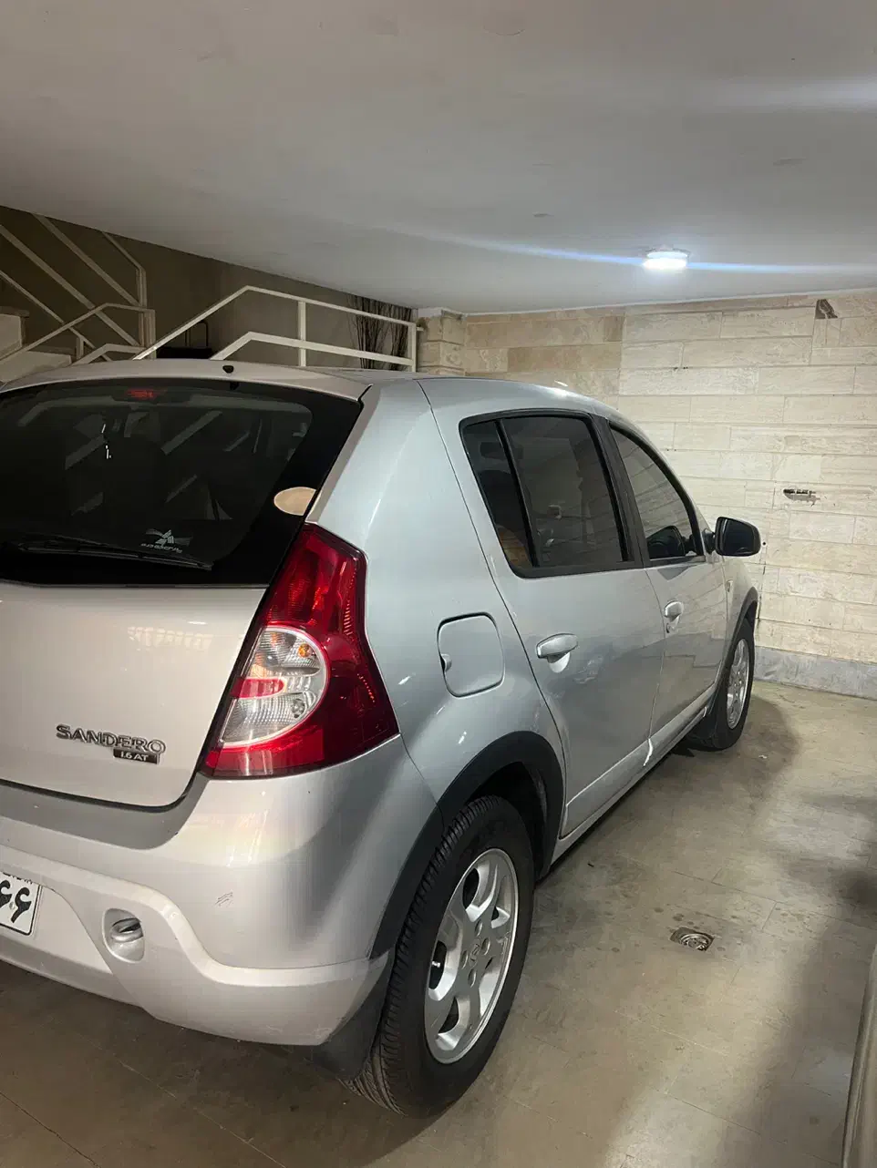 ساندرو مدل ۹۵ اتوماتیک|خودرو سواری و وانت|تهران, میرداماد|دیوار