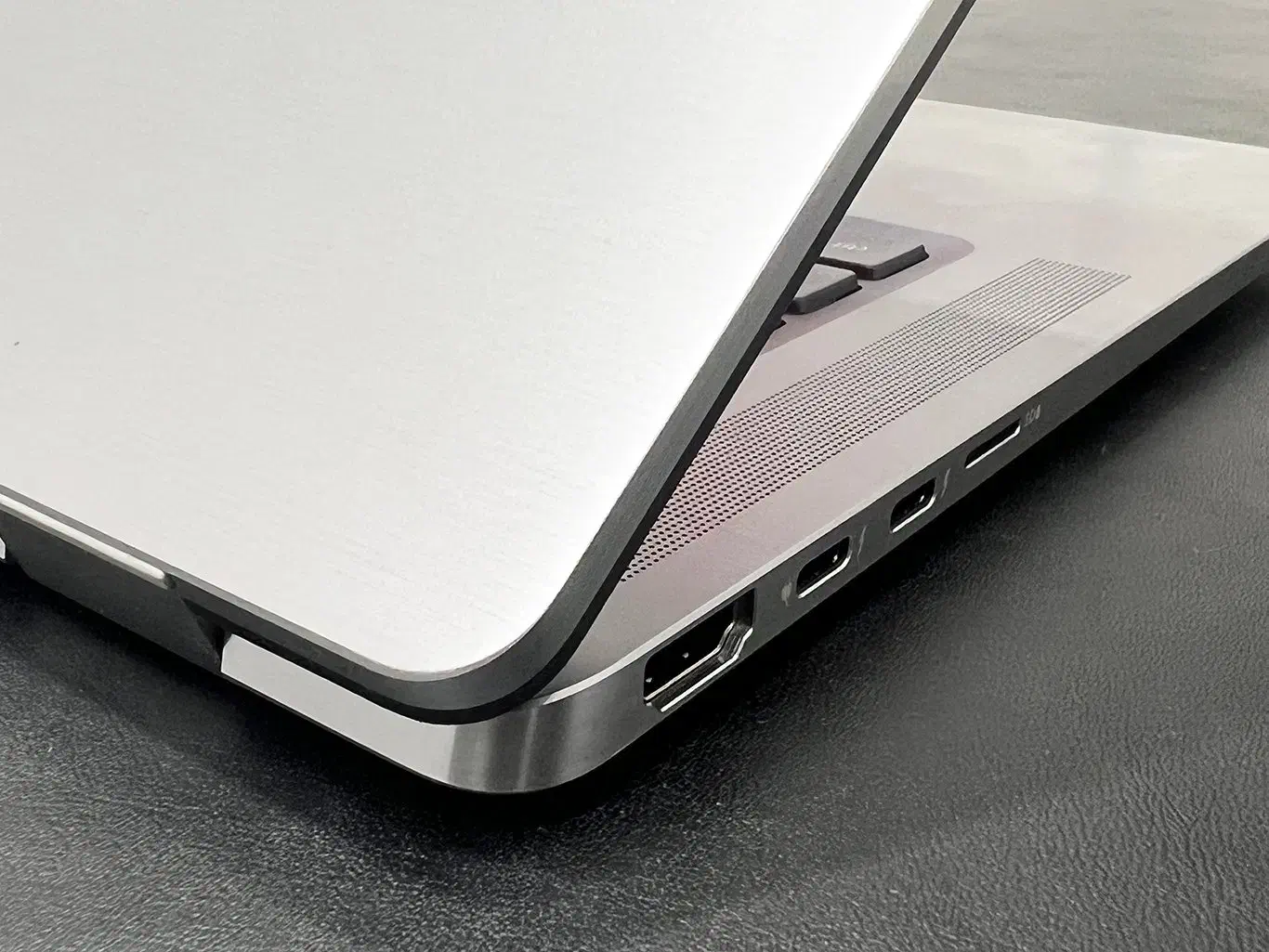 DELL Latitude 9520|رایانه همراه|قشم, |دیوار