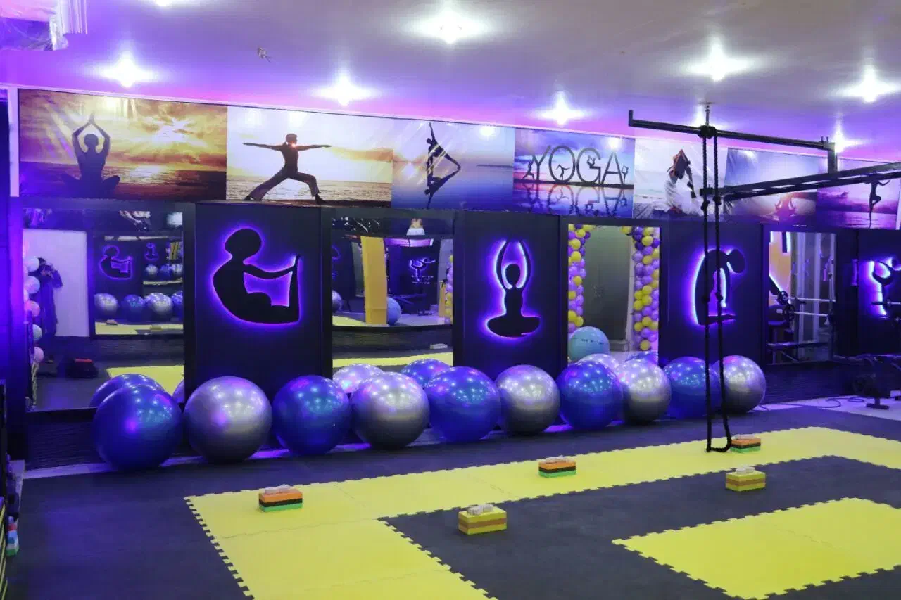 اجاره سانس باشگاه ورزشی|اجارهٔ کوتاهمدت دفتر کار و فضای آموزشی|یزد, |دیوار