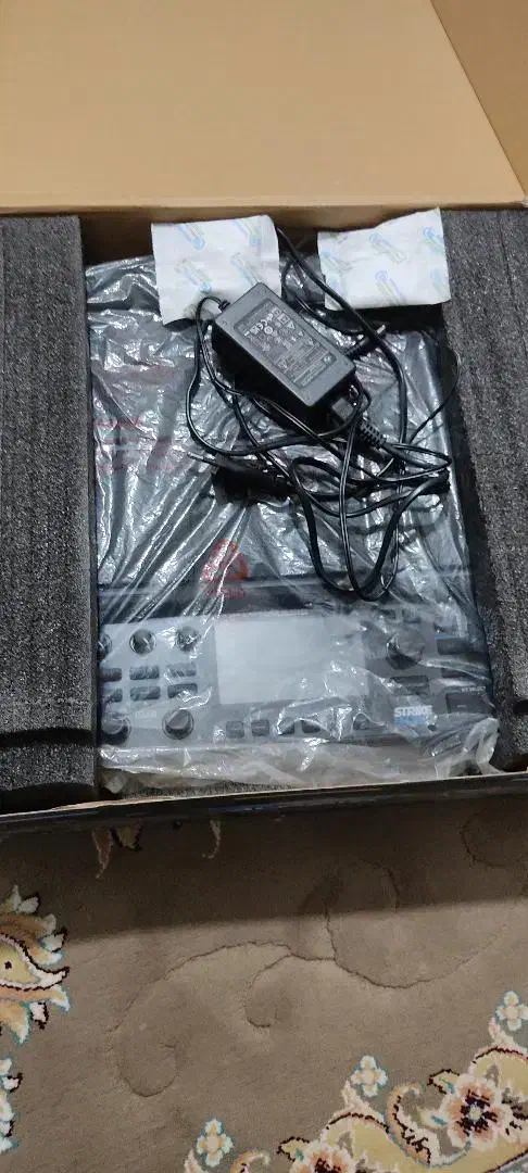 پرکاشن استریک|درام و پرکاشن|کرج, جهان‌شهر|دیوار