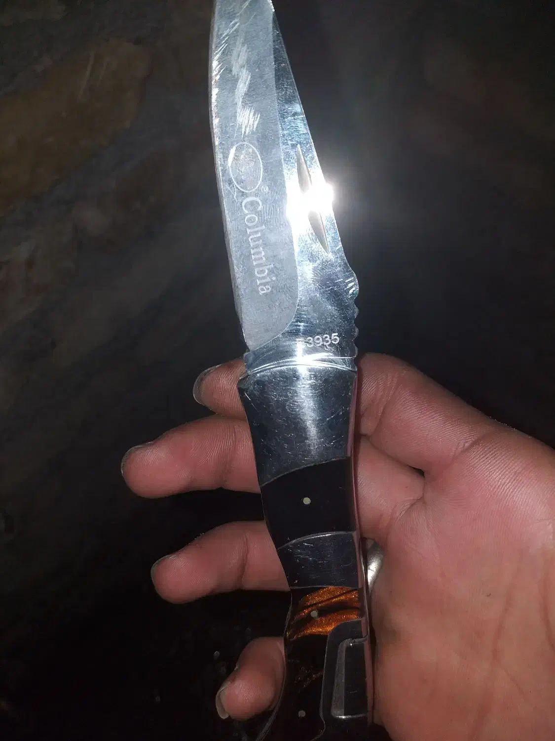 چاقو کلمبیا اصل|کوهنوردی و کمپینگ|اصفهان, گلزار|دیوار