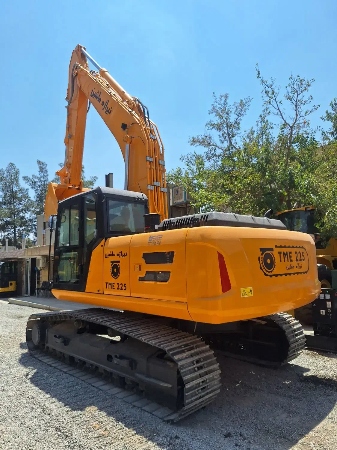 بیل ۲۲۵ تیراژه|خودرو سنگین|اصفهان, شهرک صنعتی امیرکبیر (شاپور جدید)|دیوار