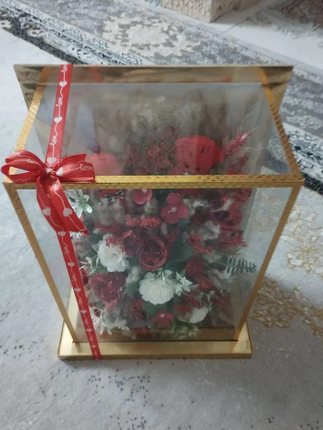 باکس هدیه گل|گل مصنوعی|اسلام‌شهر, زرافشان|دیوار