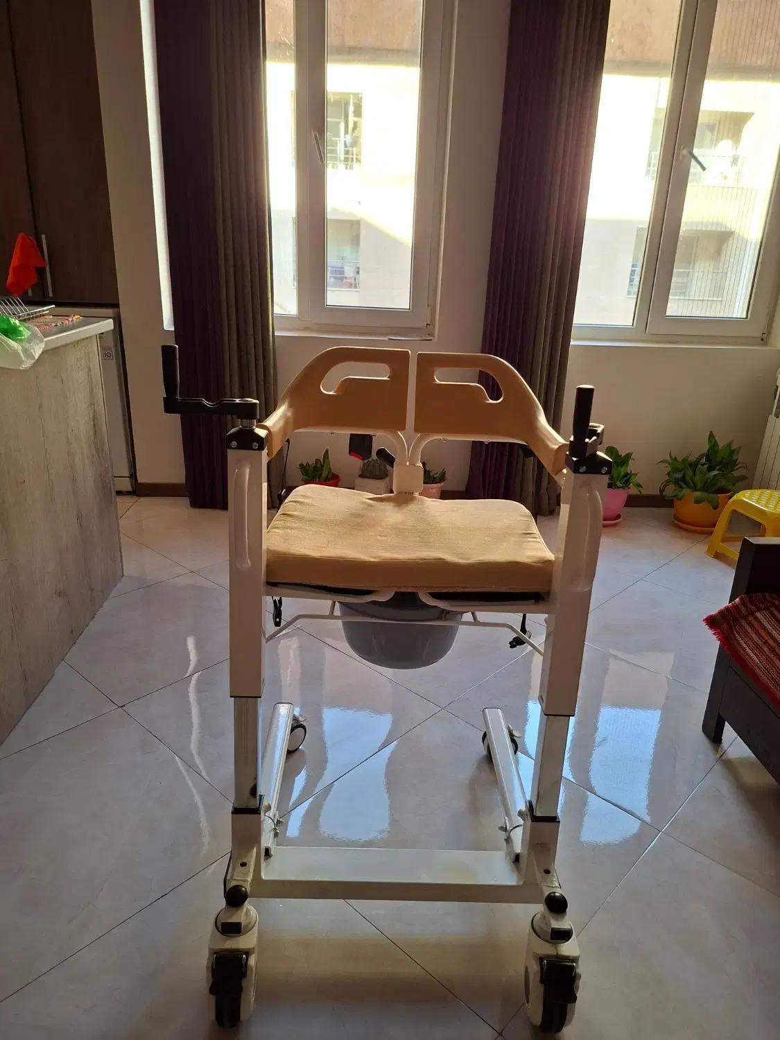 صندلی  بالا بر بیمار چینی|آرایشی، بهداشتی، درمانی|تهران, سازمان برنامه جنوبی|دیوار