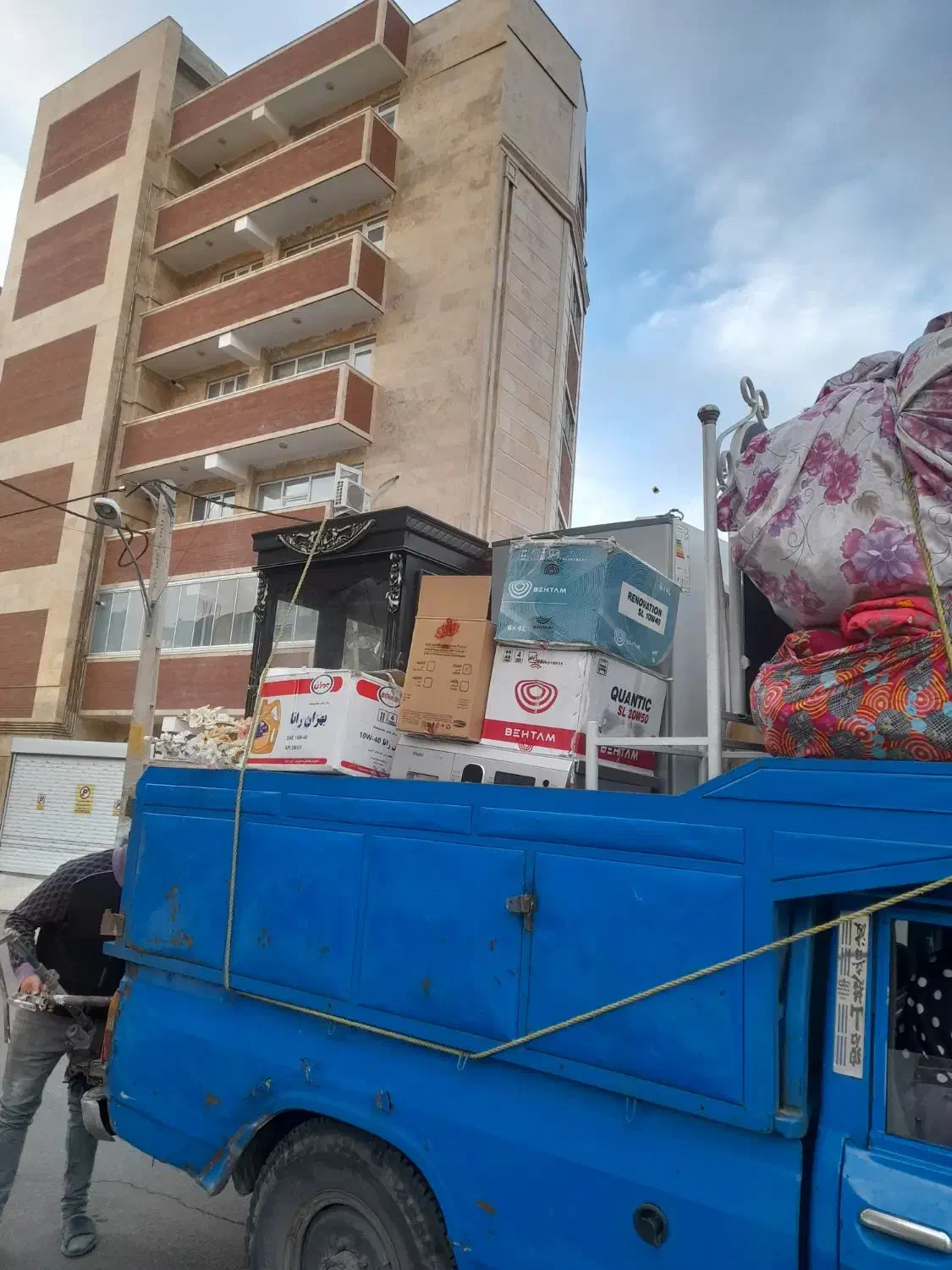 نیسان بار وانت بار باربری اسباب کشی وانت تلفنی|خدمات حمل و نقل|تبریز, |دیوار