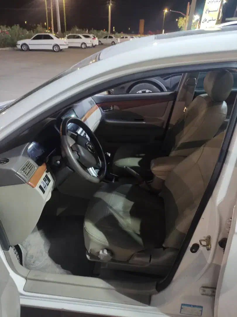 لیفان ۶۲۰ موتور ۱۸۰۰|خودرو سواری و وانت|اصفهان, شهرک قدس|دیوار