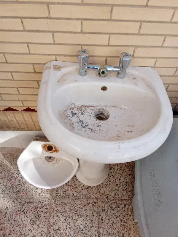 روشویی 2تا|لوازم سرویس بهداشتی|نجف‌آباد, ویلاشهر|دیوار