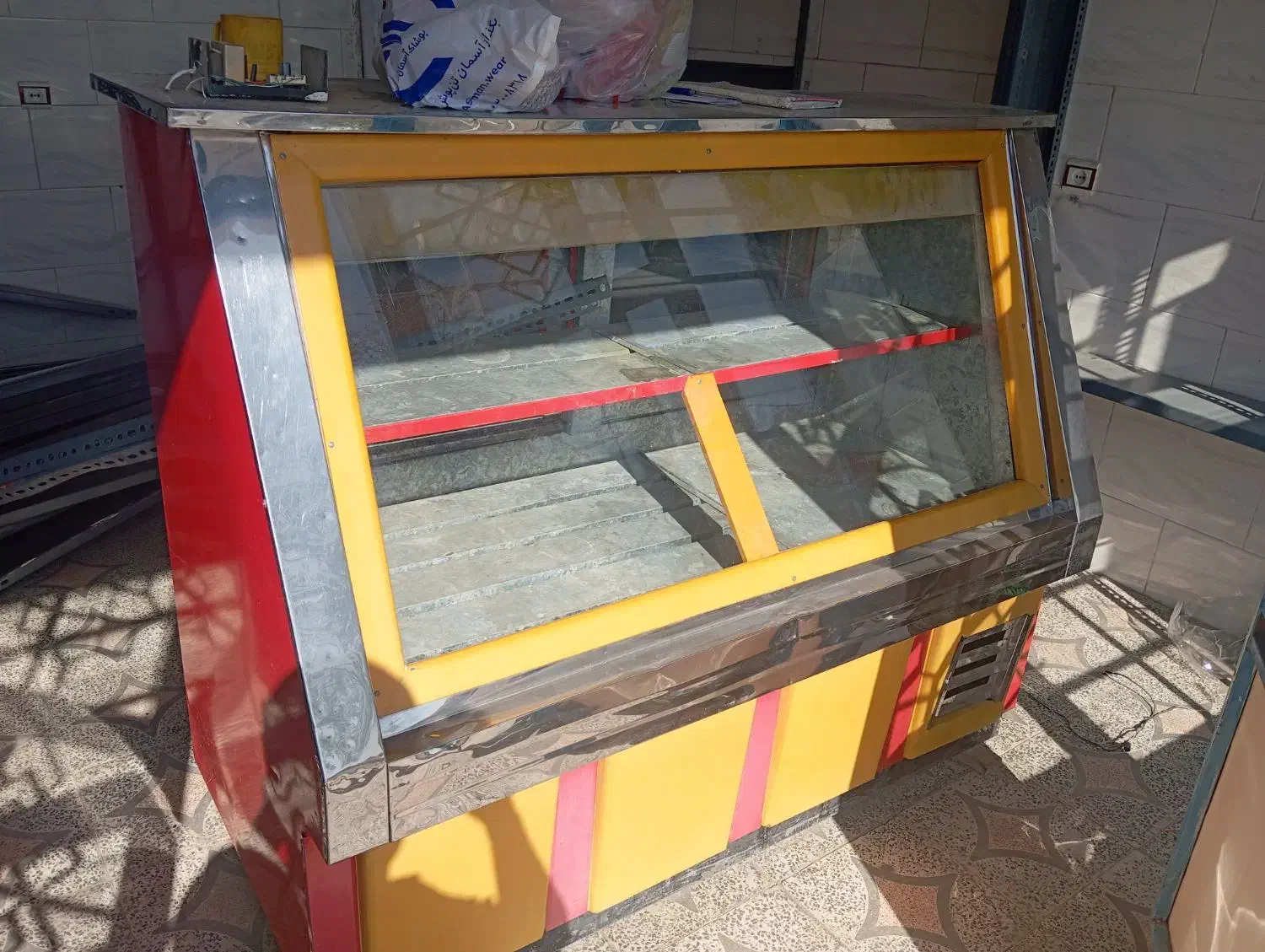 یخچال|یخچال و فریزر|ایوان, |دیوار