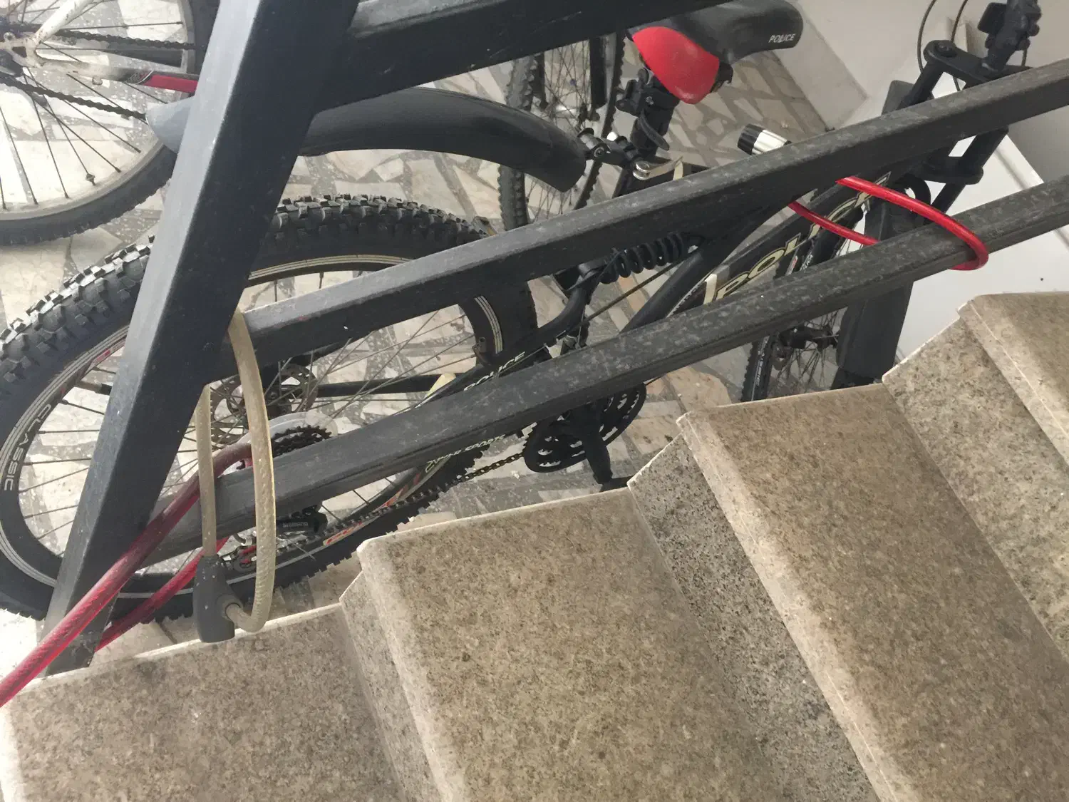 دوچرخه۲۶ مارک پلیس|دوچرخه، اسکیت، اسکوتر|بندر انزلی, عباس آباد|دیوار