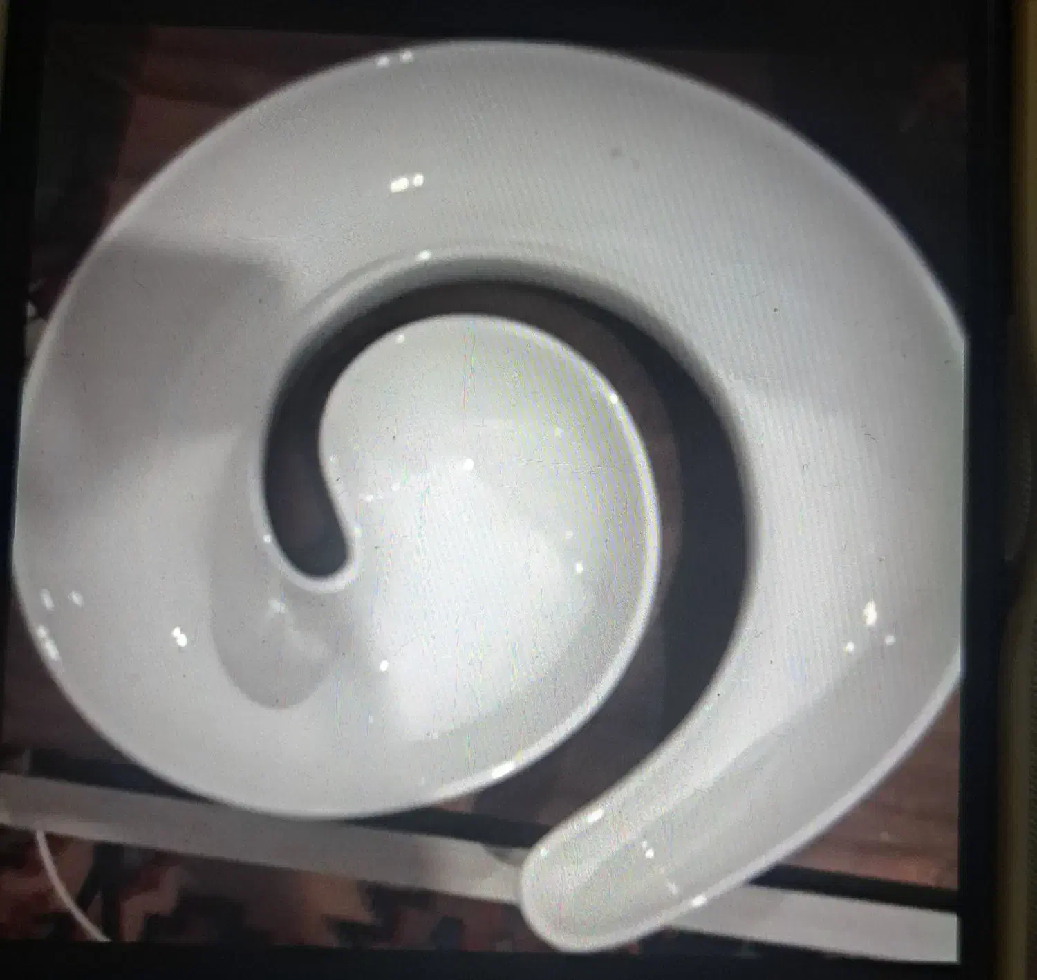 ظرف حلزونی، چوبی دوطبقه، و شیشه ای پایه دار|ظروف سرو و پذیرایی|رشت, بازار|دیوار