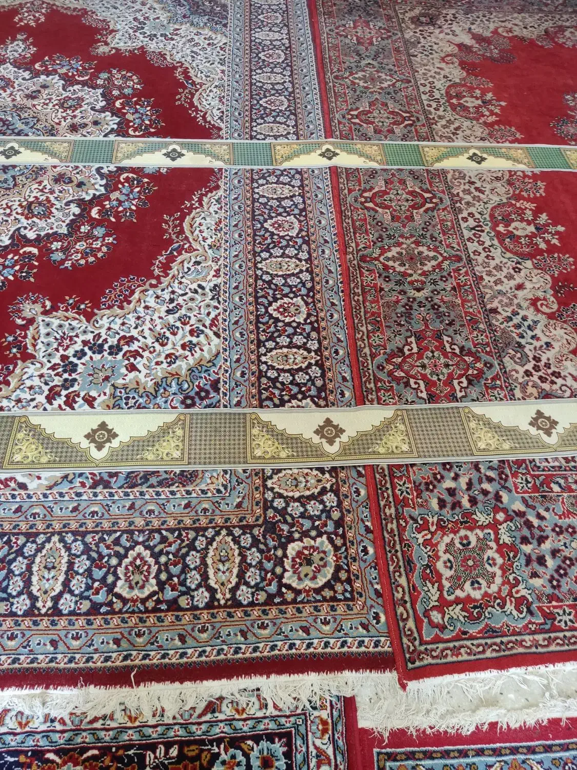 12 عدد فرش 3*4  مسجد دانه ای 4 میلیون تومان|فرش|تربت‌حیدریه, حیدرآباد|دیوار