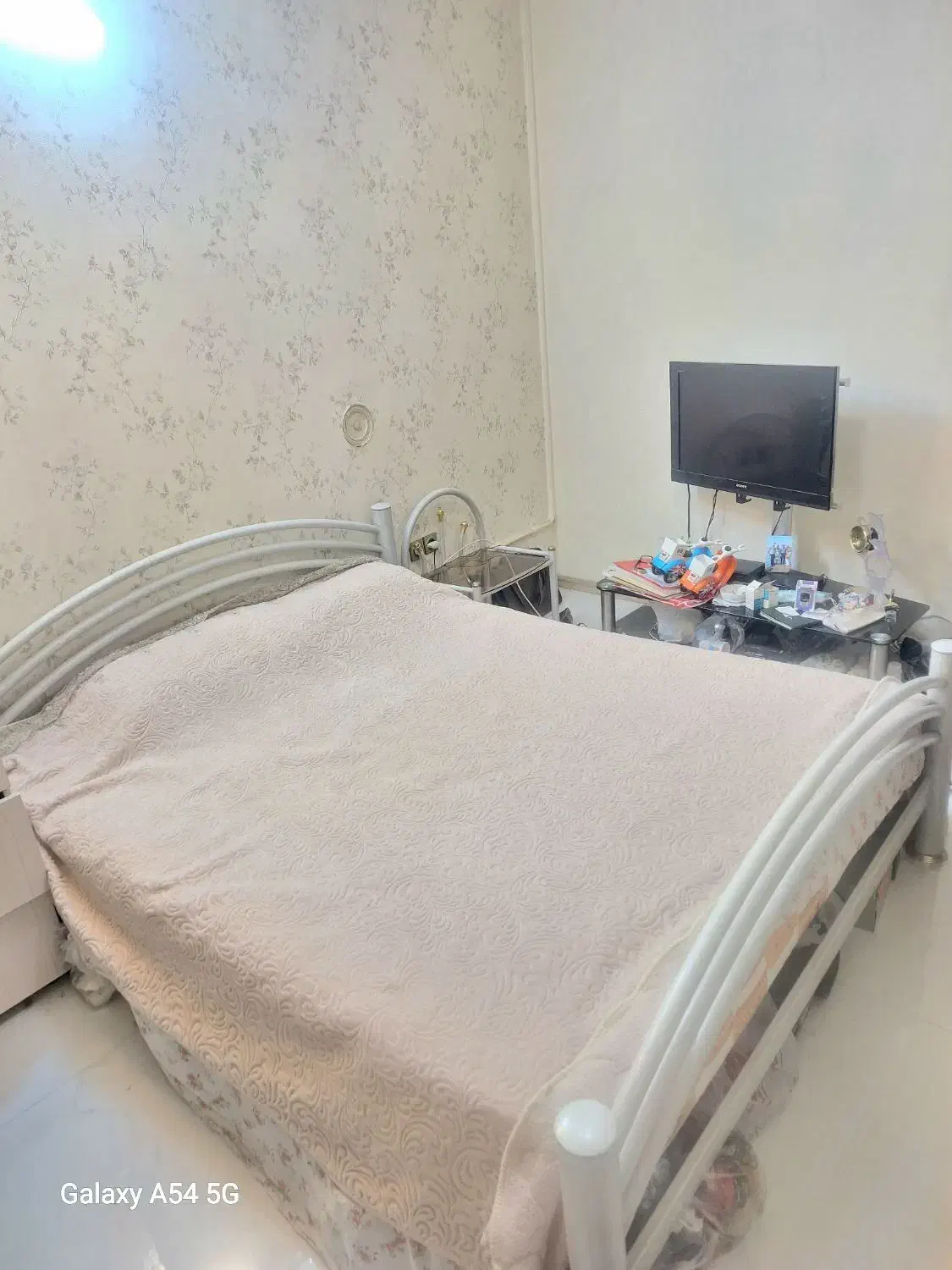 سرویس تخت فلزی کامل دونفره سالم|تخت و سرویس خواب|مشهد, کلاهدوز|دیوار