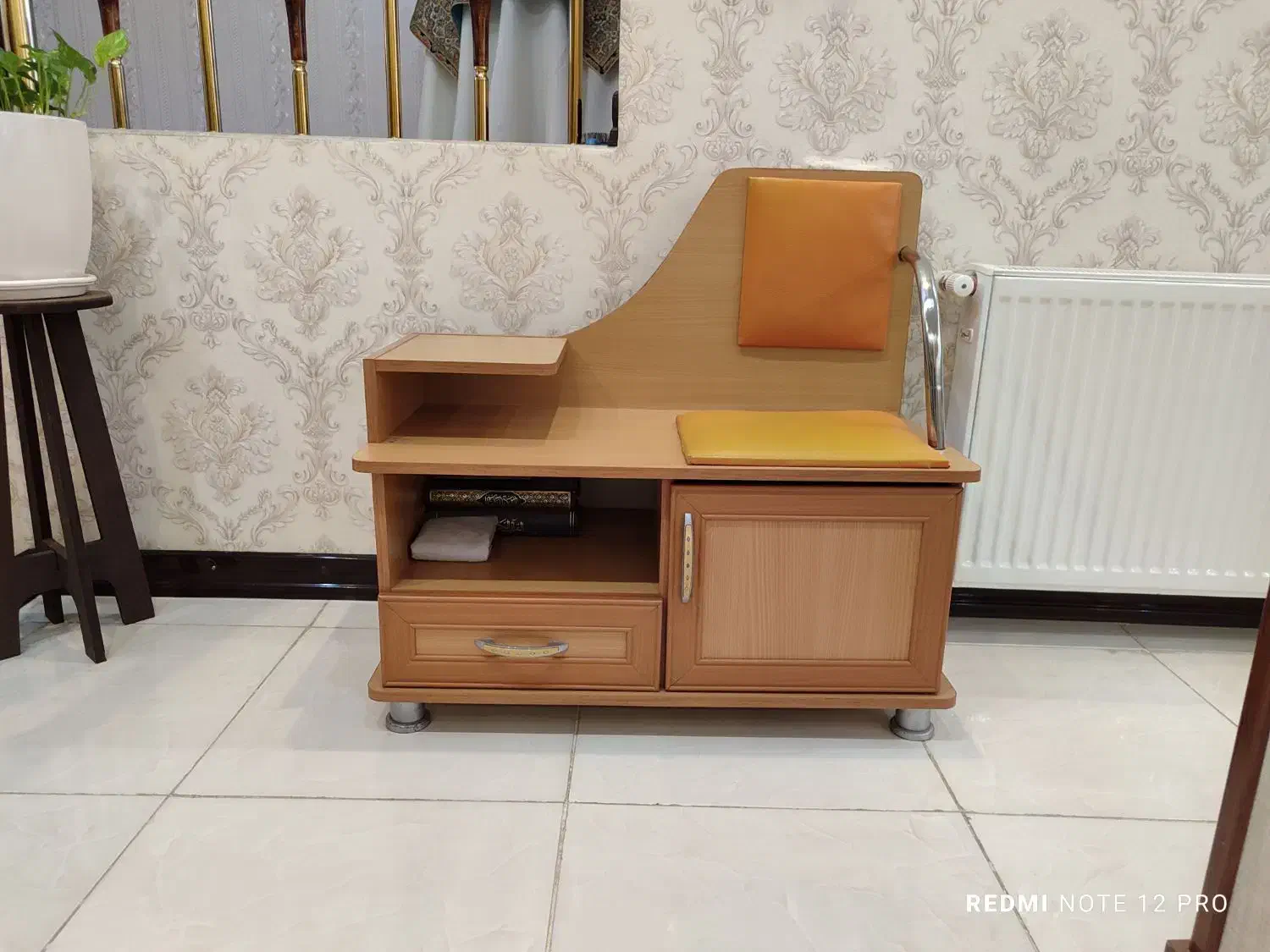 میز تلفن|میز تلفن|گلپایگان, |دیوار