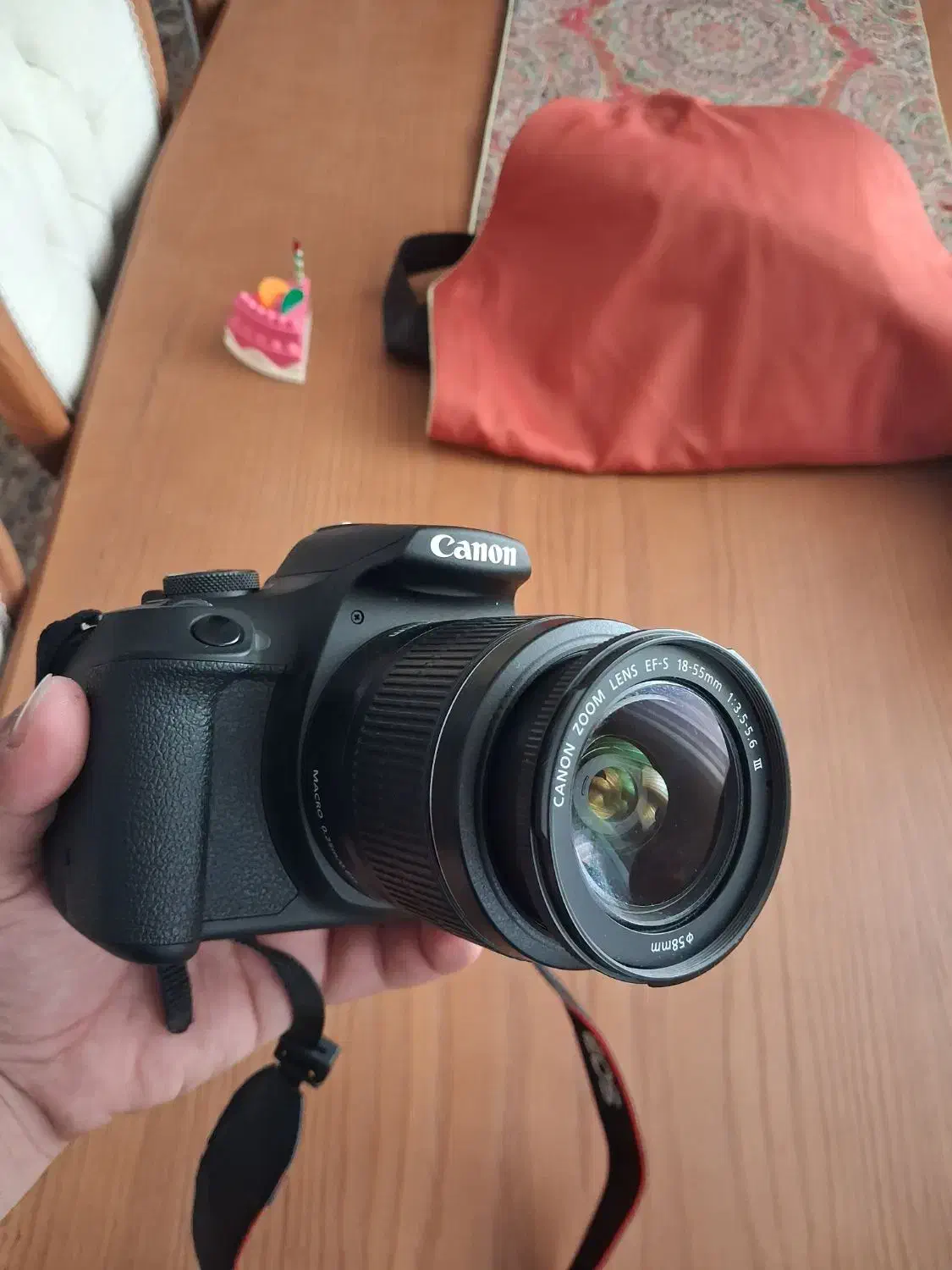 دوربین عکاسی eos 2000D canon|دوربین عکاسی و فیلم‌برداری|یزد, |دیوار