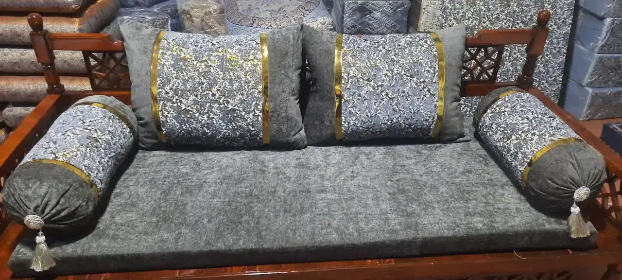 سمین|پشتی|قم, نیروگاه|دیوار