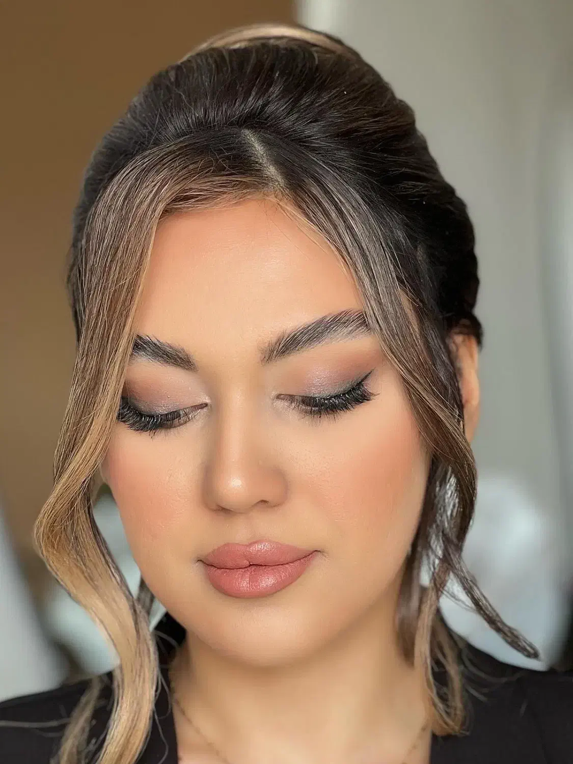 میکاپ شینیون|خدمات آرایشگری و زیبایی|شهریار, شهرک وائین|دیوار