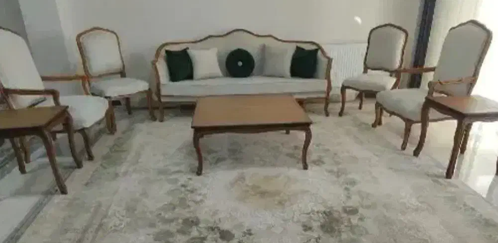 اجاره کوتاه مدت|اجارهٔ کوتاه‌مدت آپارتمان و سوئیت|اصفهان, باغ فدک|دیوار