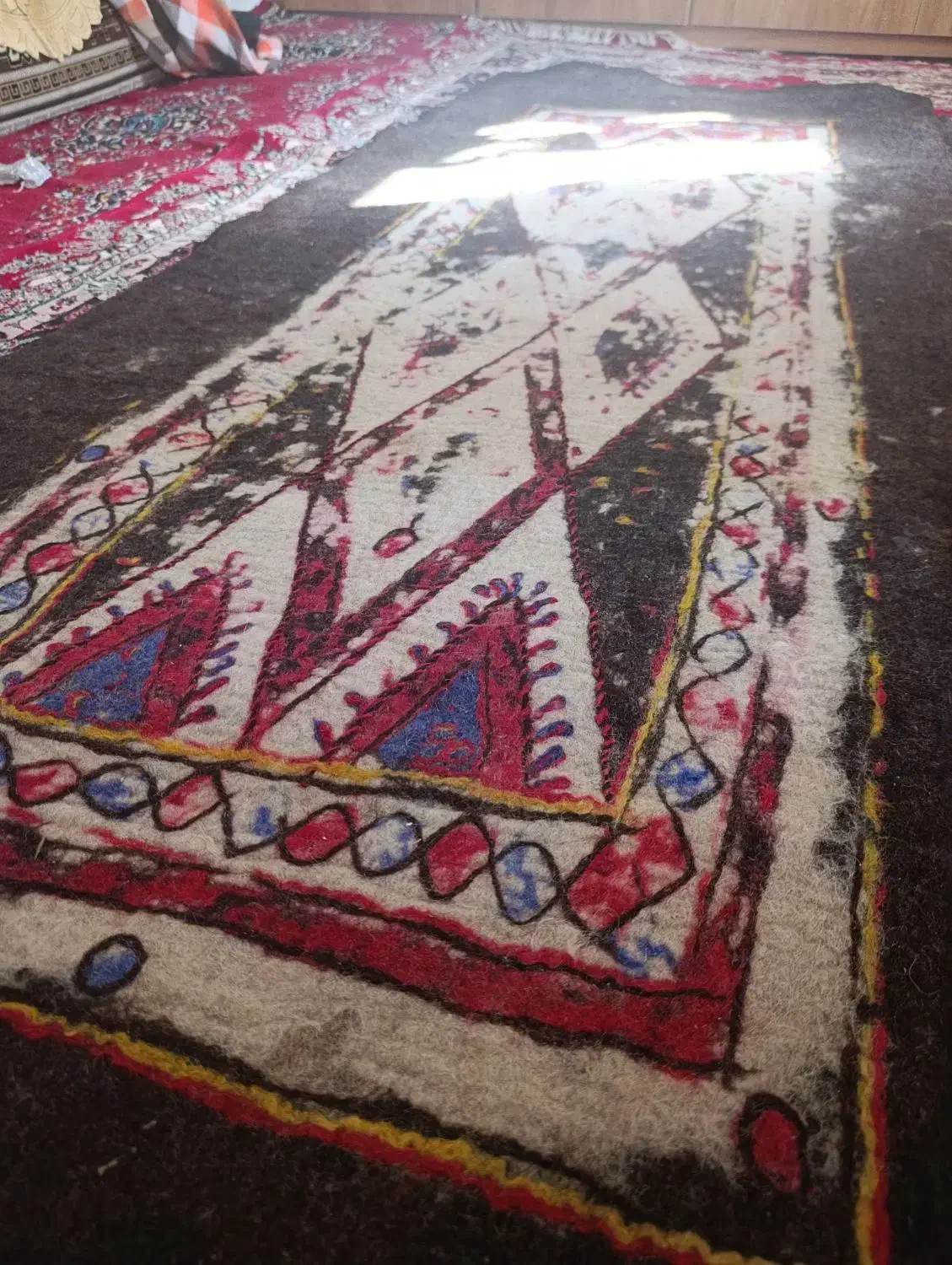 نمد سنتی و عتیقه|گلیم، جاجیم، گبه|رودسر, |دیوار