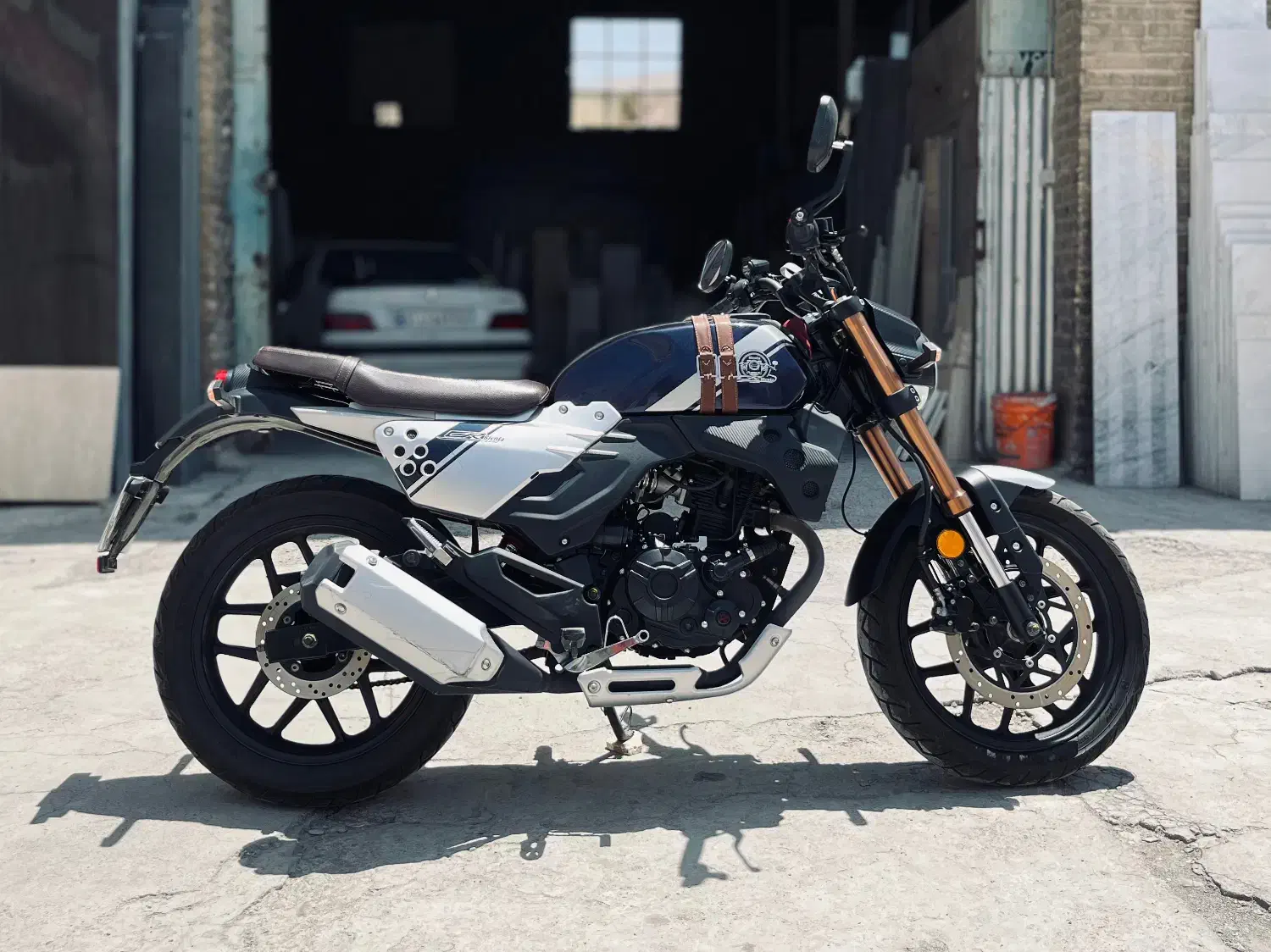 موتور سیکلت بلنتا ۲۰۰cr ،هوندا تریل کراس بنلی|موتورسیکلت|اراک, |دیوار