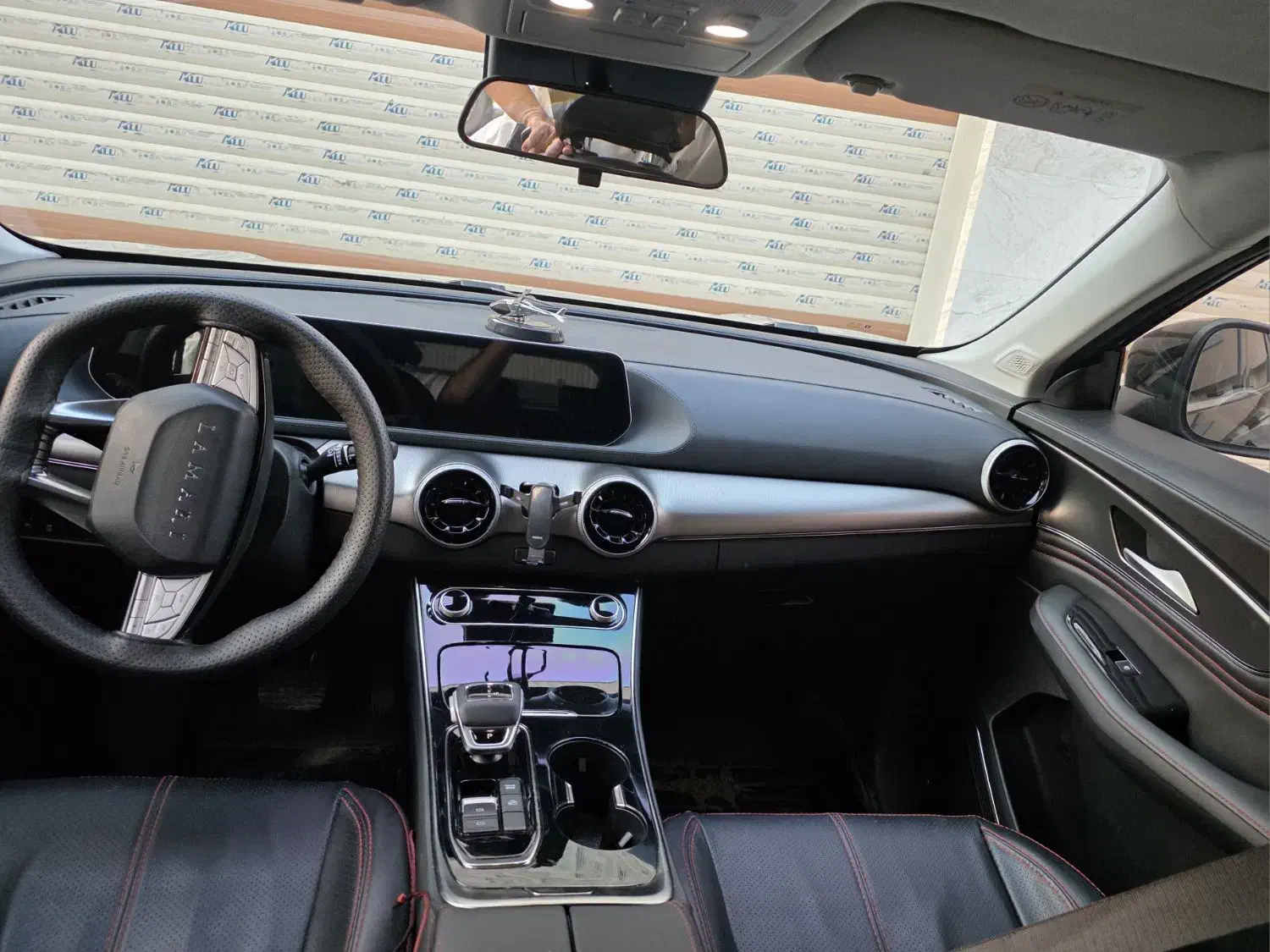 لاماری ۱۴۰۲|خودرو سواری و وانت|اصفهان, درب کوشک|دیوار