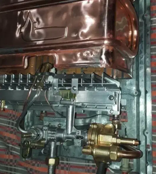 سرویس انواع آبگرمکن ، پکیج ، شوفاژ|خدمات پیشه و مهارت|رامهرمز, |دیوار