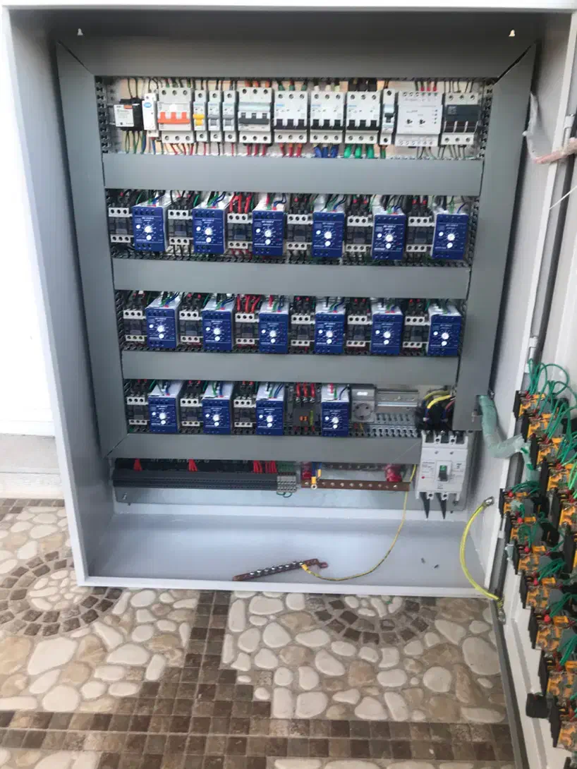 برق،تاسیسات،تعمیرلوازم برقی وخدمات فلزکاری جوشکاری|خدمات پیشه و مهارت|کرمان, |دیوار