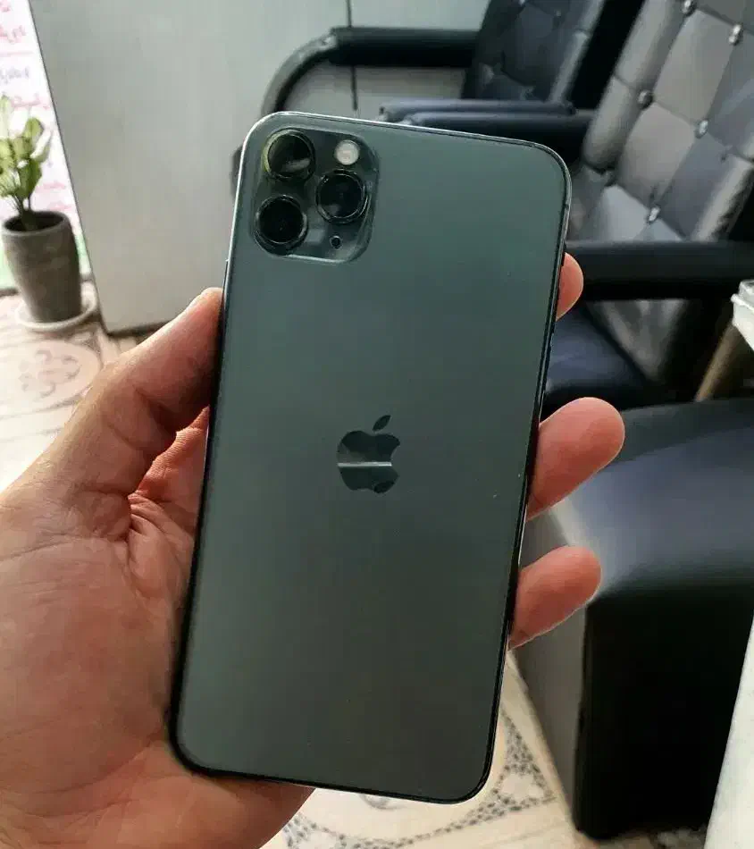 گوشی iPhone 11 Pro Max حافظهٔ 512 نقد و اقساط|موبایل|لنگرود, |دیوار