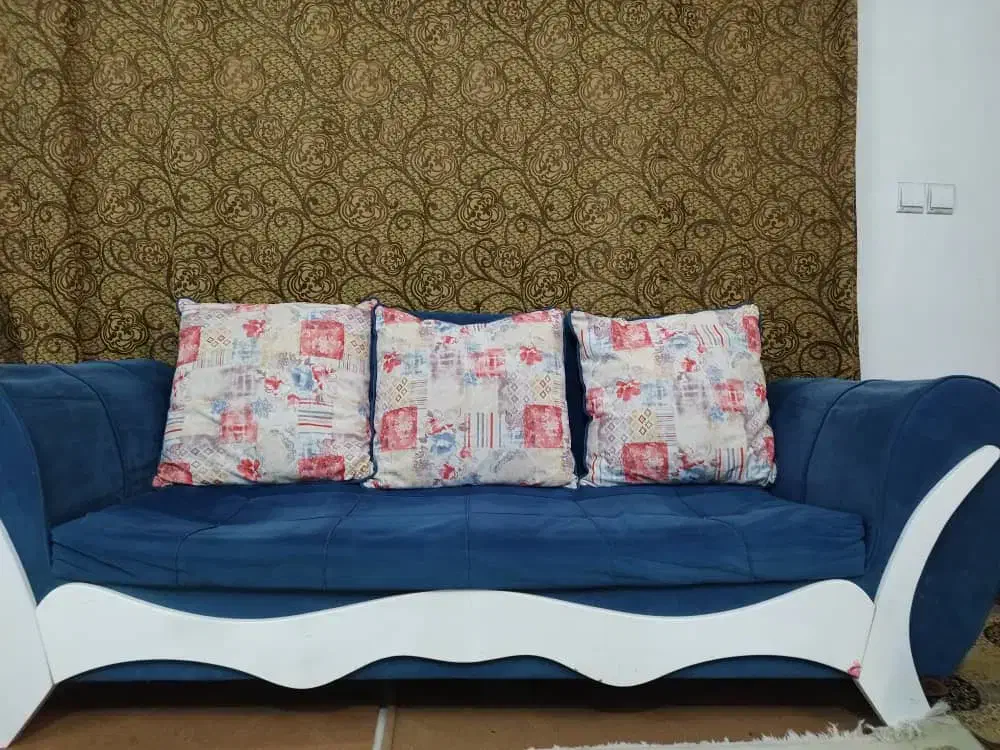 فروش مبل راحتی  جهت خانه باغ ،|مبلمان خانگی و میز عسلی|باغ بهادران, |دیوار