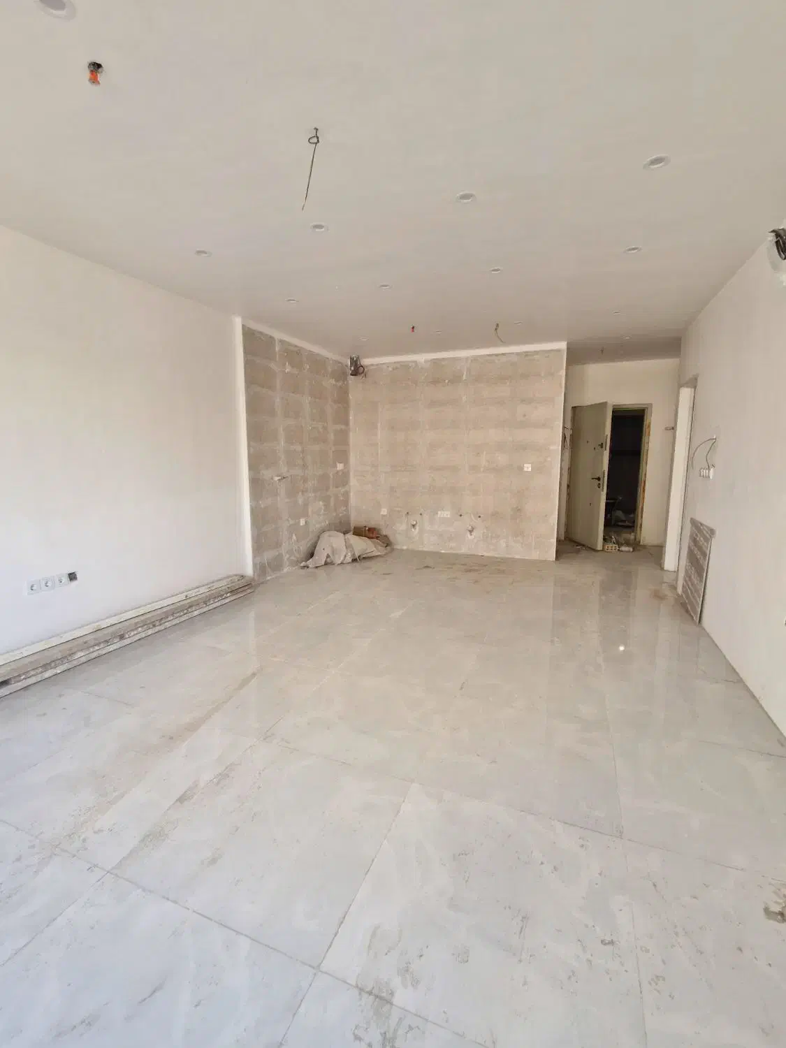 رهن واحد ۷۵متری یکخوابه نوساز /گلشهر خ آبسواران|اجارهٔ آپارتمان|بندرعباس, |دیوار