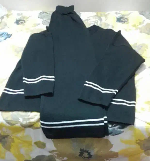 ست بافت با شلوار بگ نو ب علت جمع کردن مغازه|لباس|آستانه اشرفیه, |دیوار