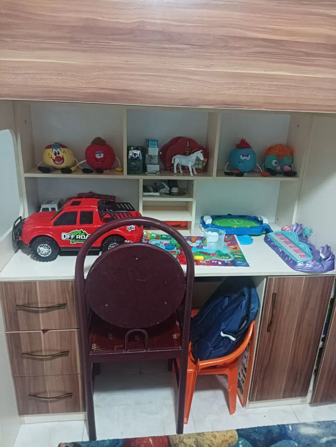 تخت تک نفره کودک|تخت و صندلی بچه|پاکدشت, پاکدشت (مامازند)|دیوار