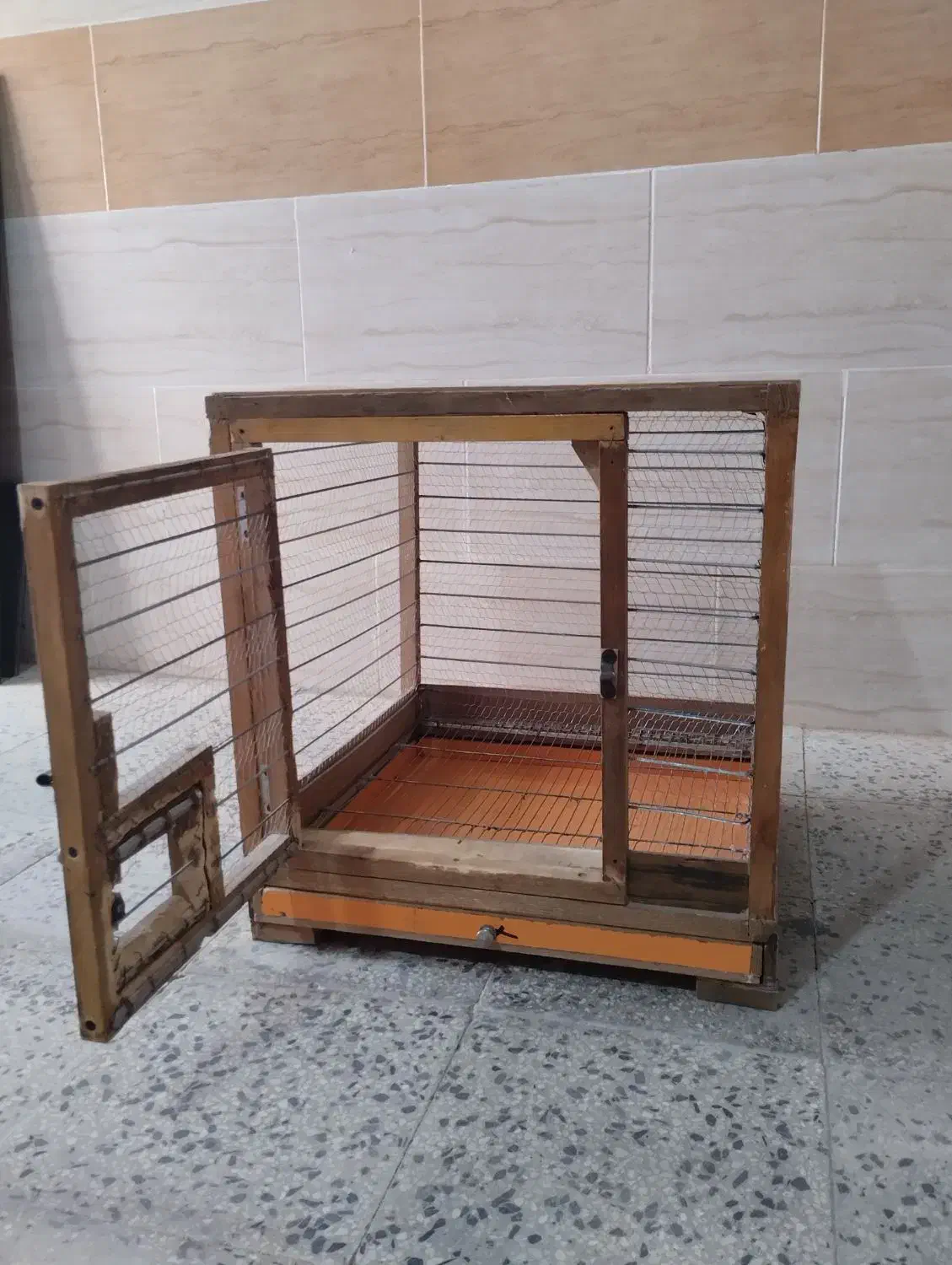 قفس بزرگ چوبی مناسب انواع حیوانات|لوازم جانبی حیوانات|اسلامشهر, مطهری|دیوار
