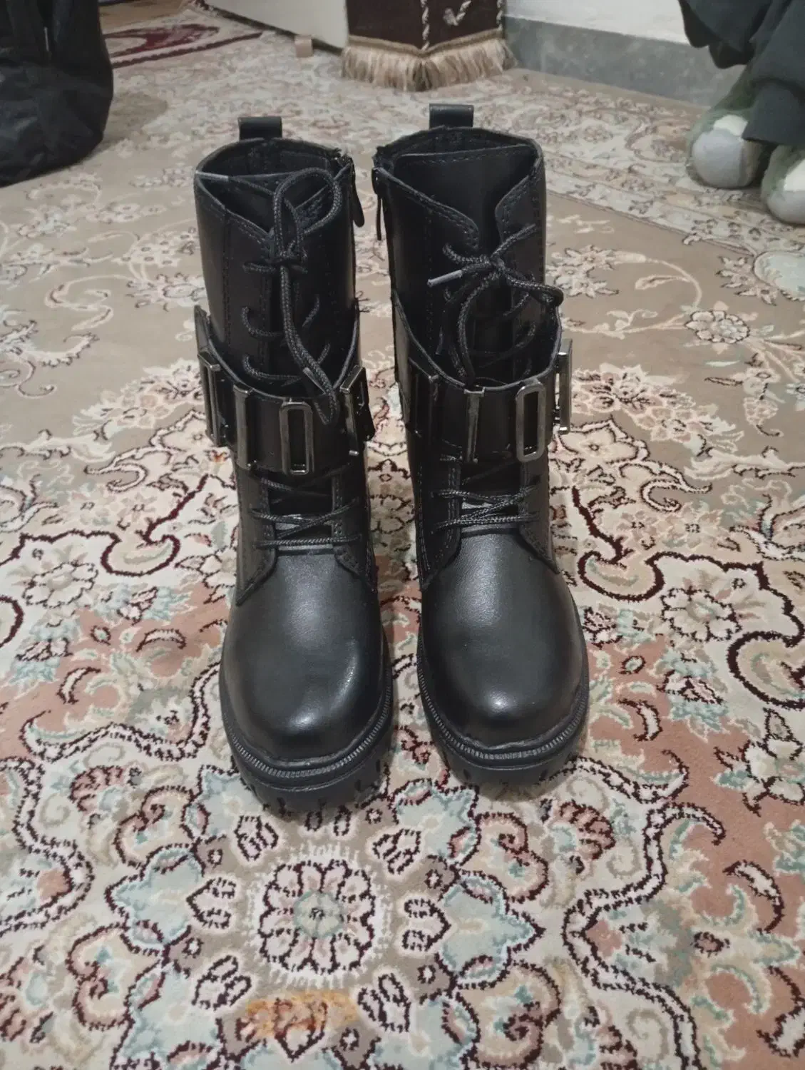 نیم بوت زنانه۳۸|کیف، کفش، کمربند|کرج, حصارک بالا|دیوار