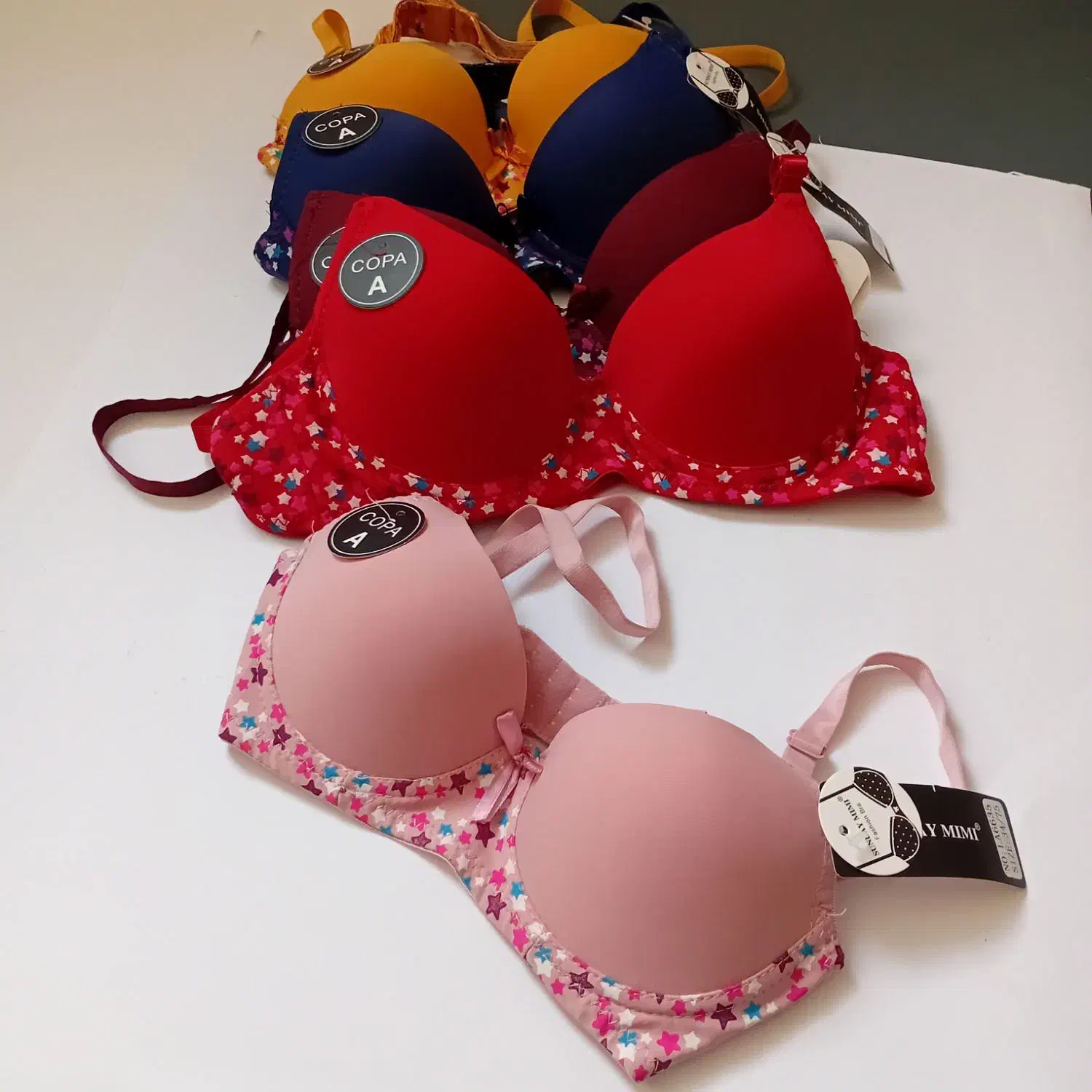 لباس زیر زنانه|لباس|لاهیجان, گلستان|دیوار